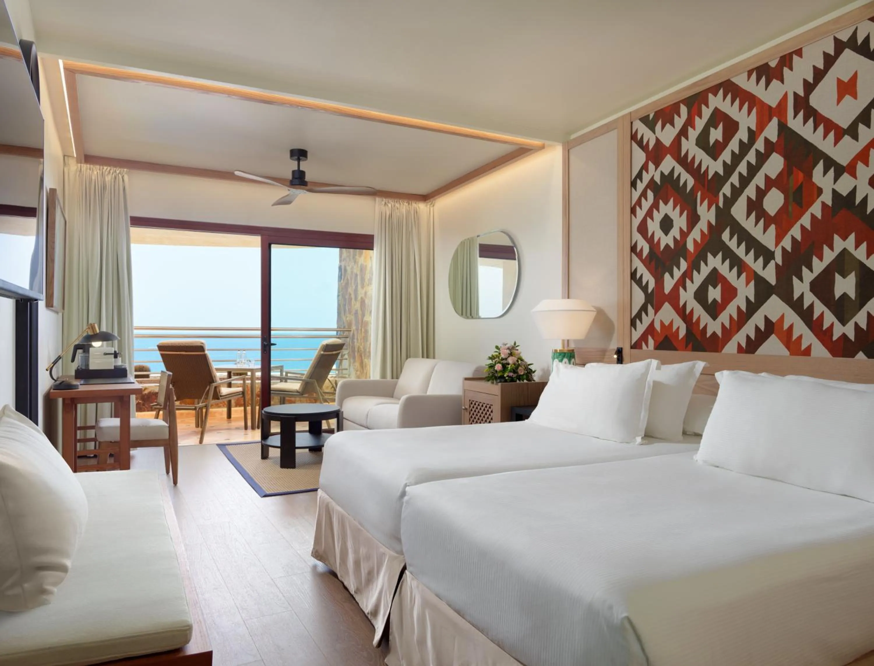 Bed in H10 Playa Meloneras Horizons Collection