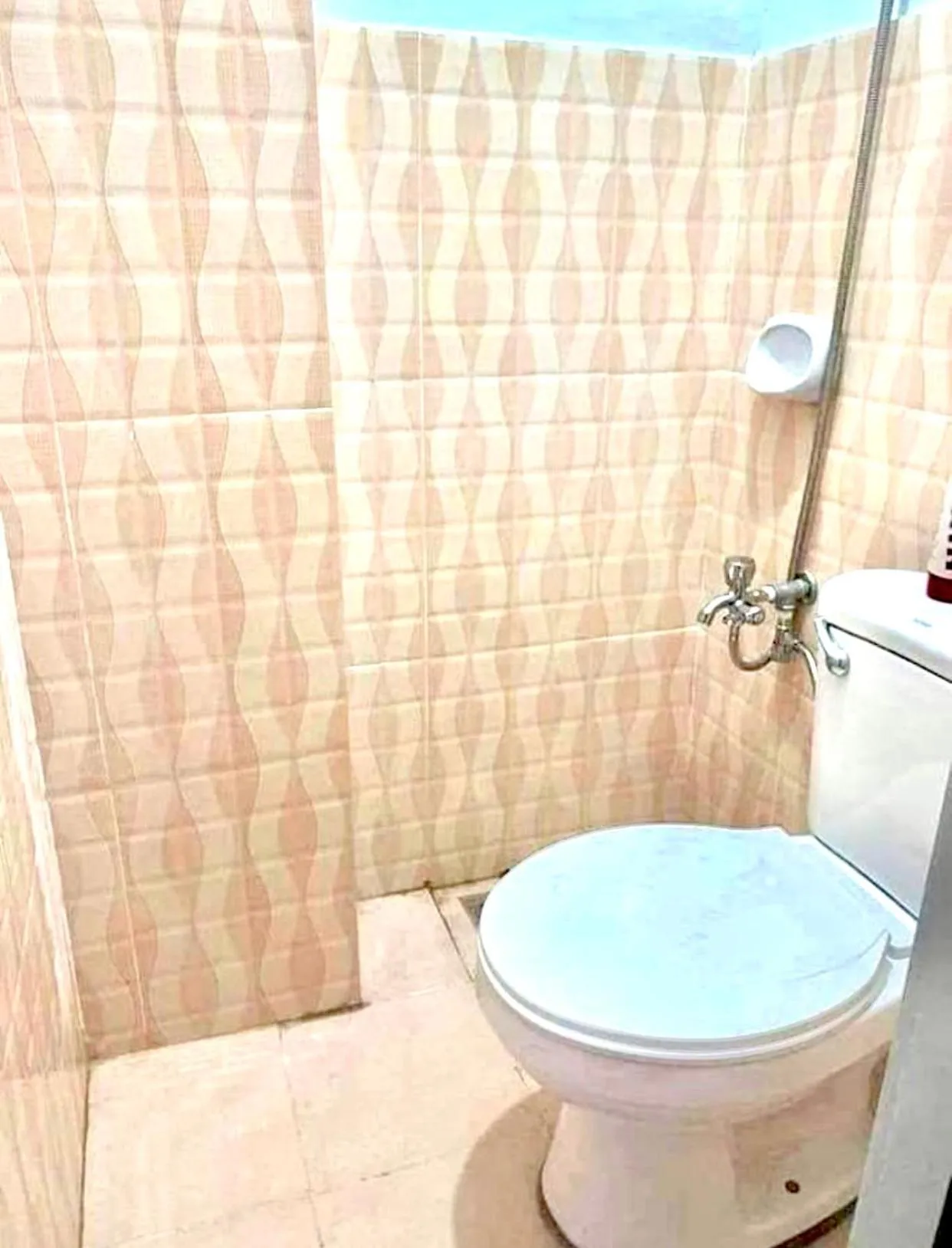 Shower in 4C’s Room Rental, Apartments, Hotel and Transient