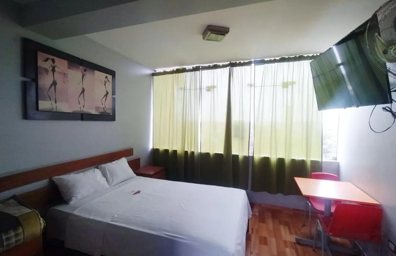 Photo of the whole room, Bed in GS Hoteles- Callao