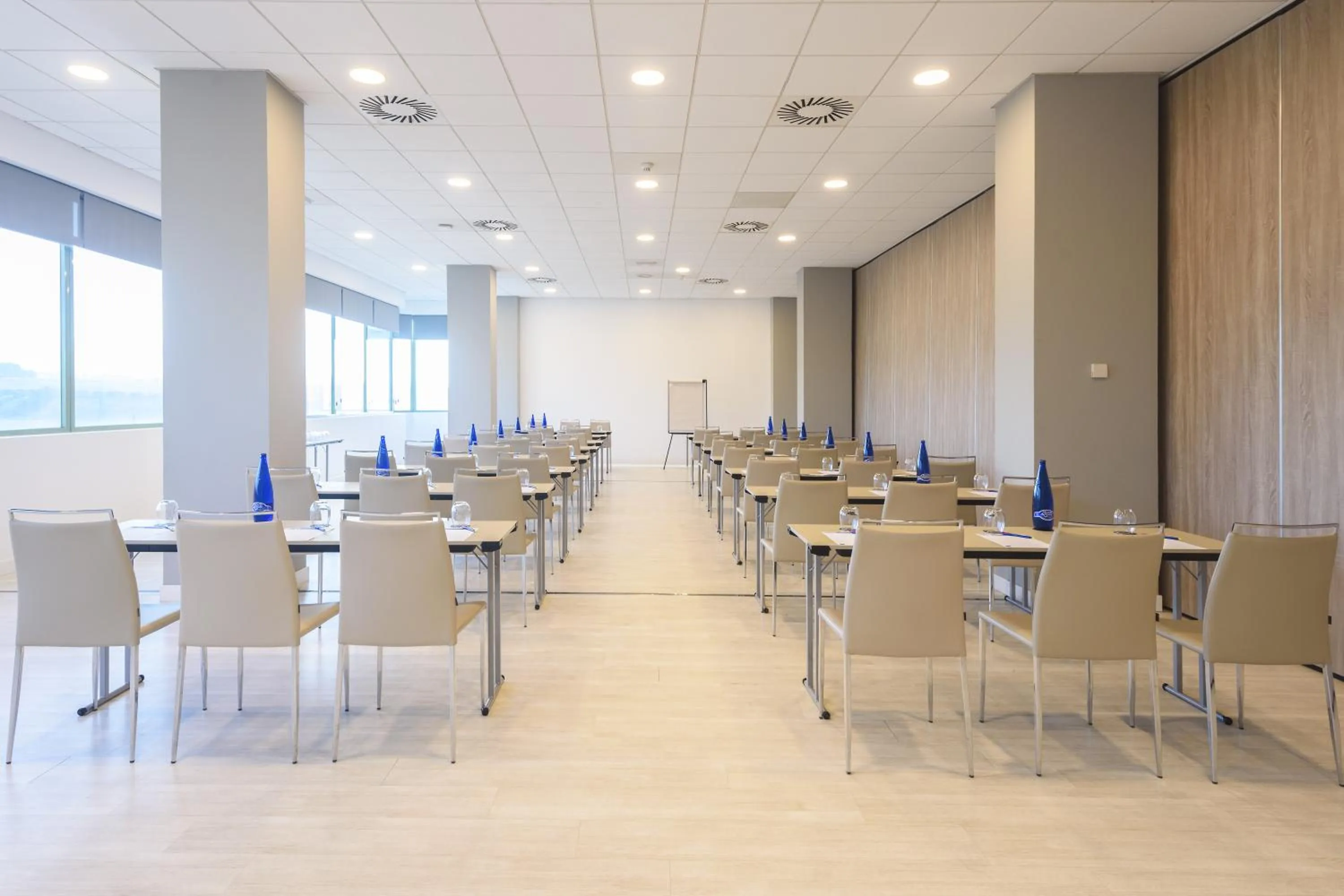 Meeting/conference room in Hotel Guadalajara & Conference Center Affiliated by Meliá