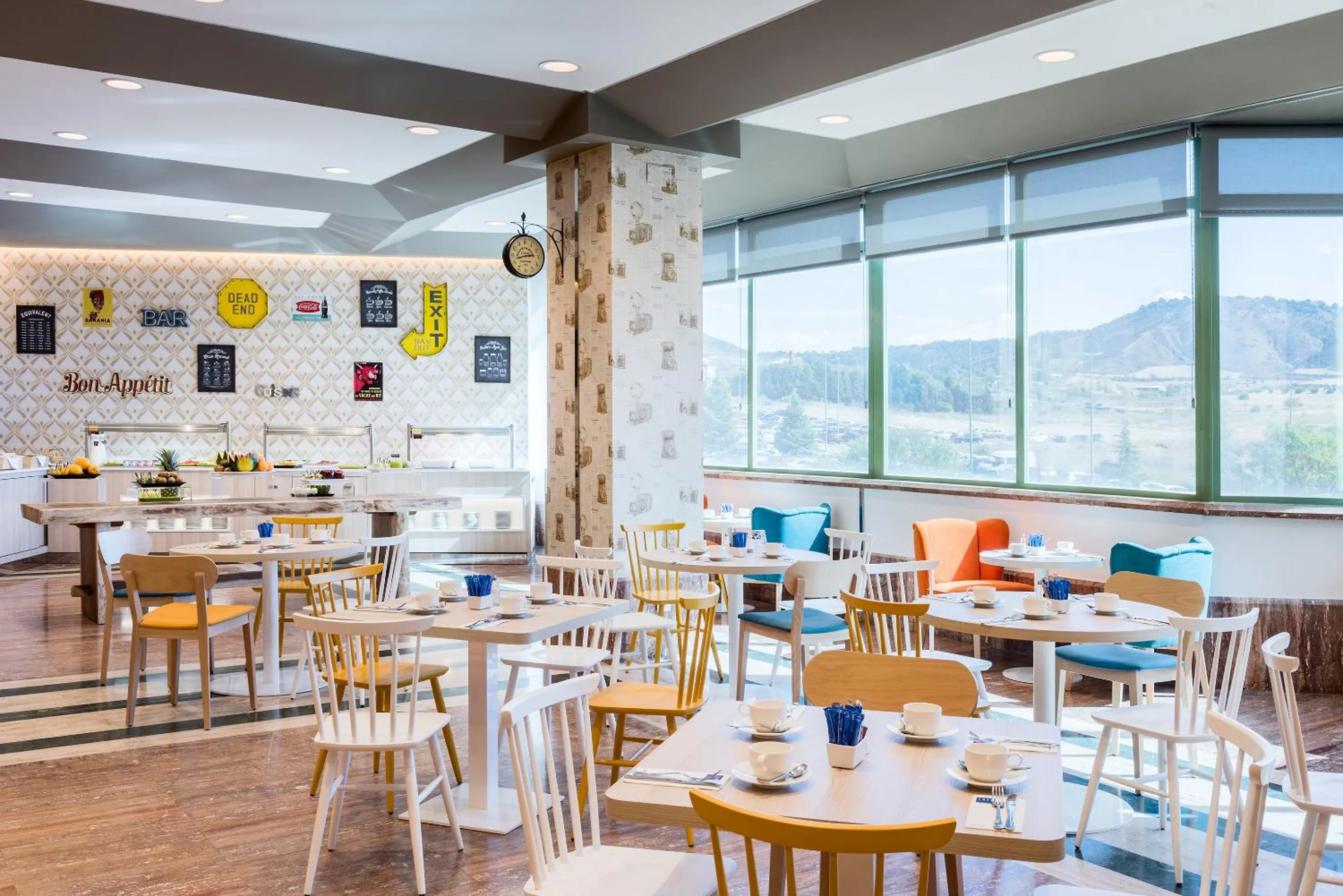 Breakfast in Hotel Guadalajara & Conference Center Affiliated by Meliá