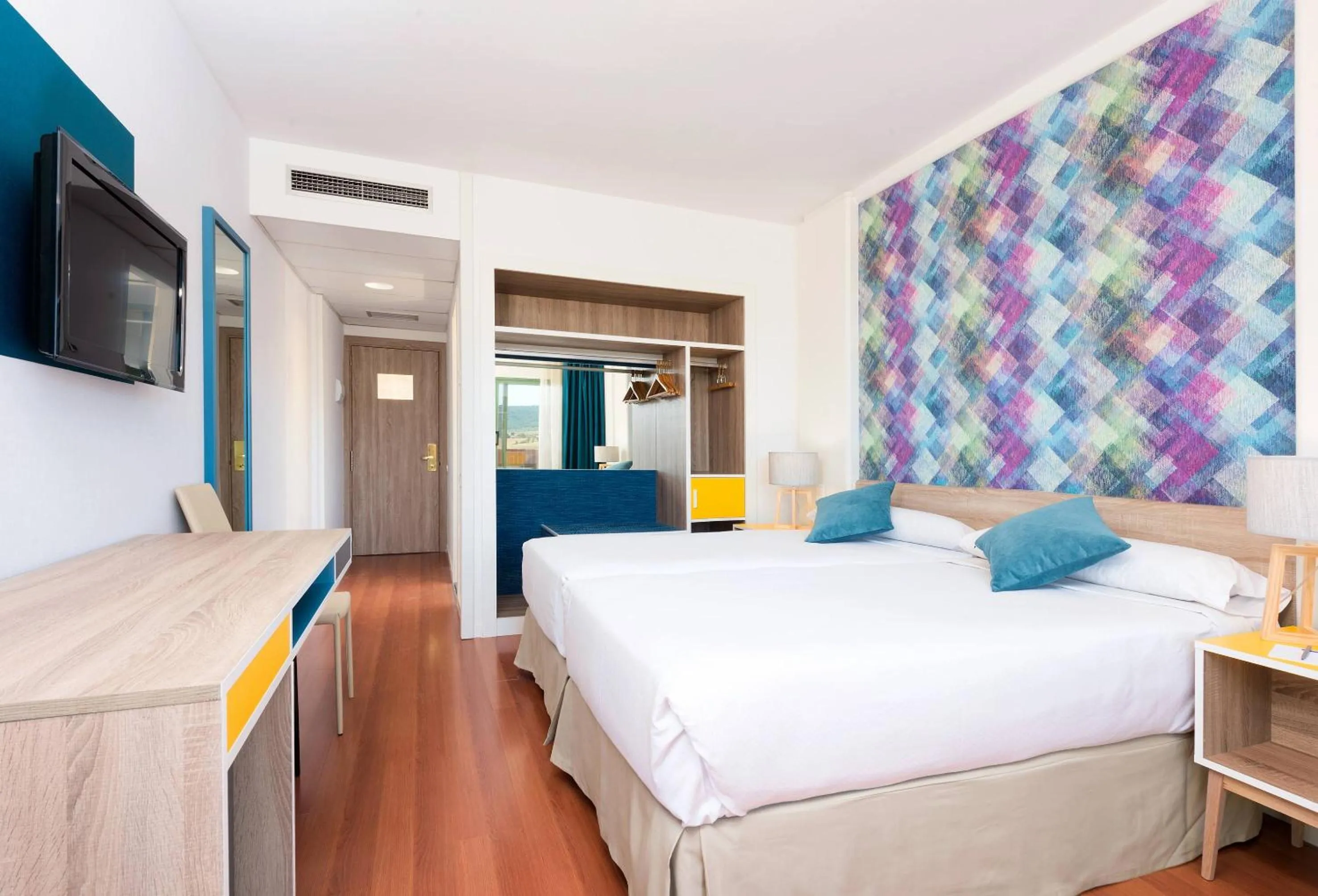 Bed in Hotel Guadalajara & Conference Center Affiliated by Meliá