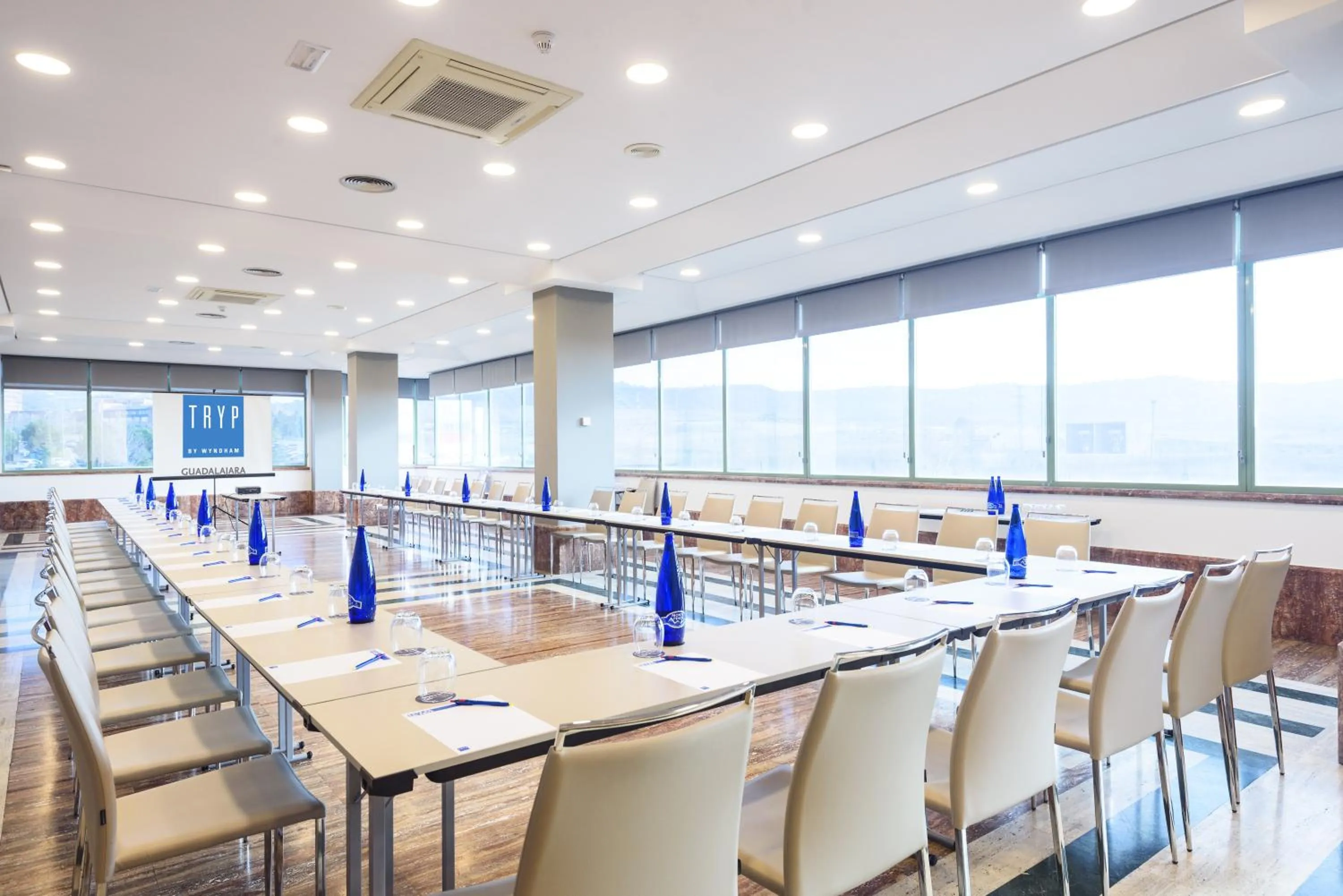 Meeting/conference room in Hotel Guadalajara & Conference Center Affiliated by Meliá