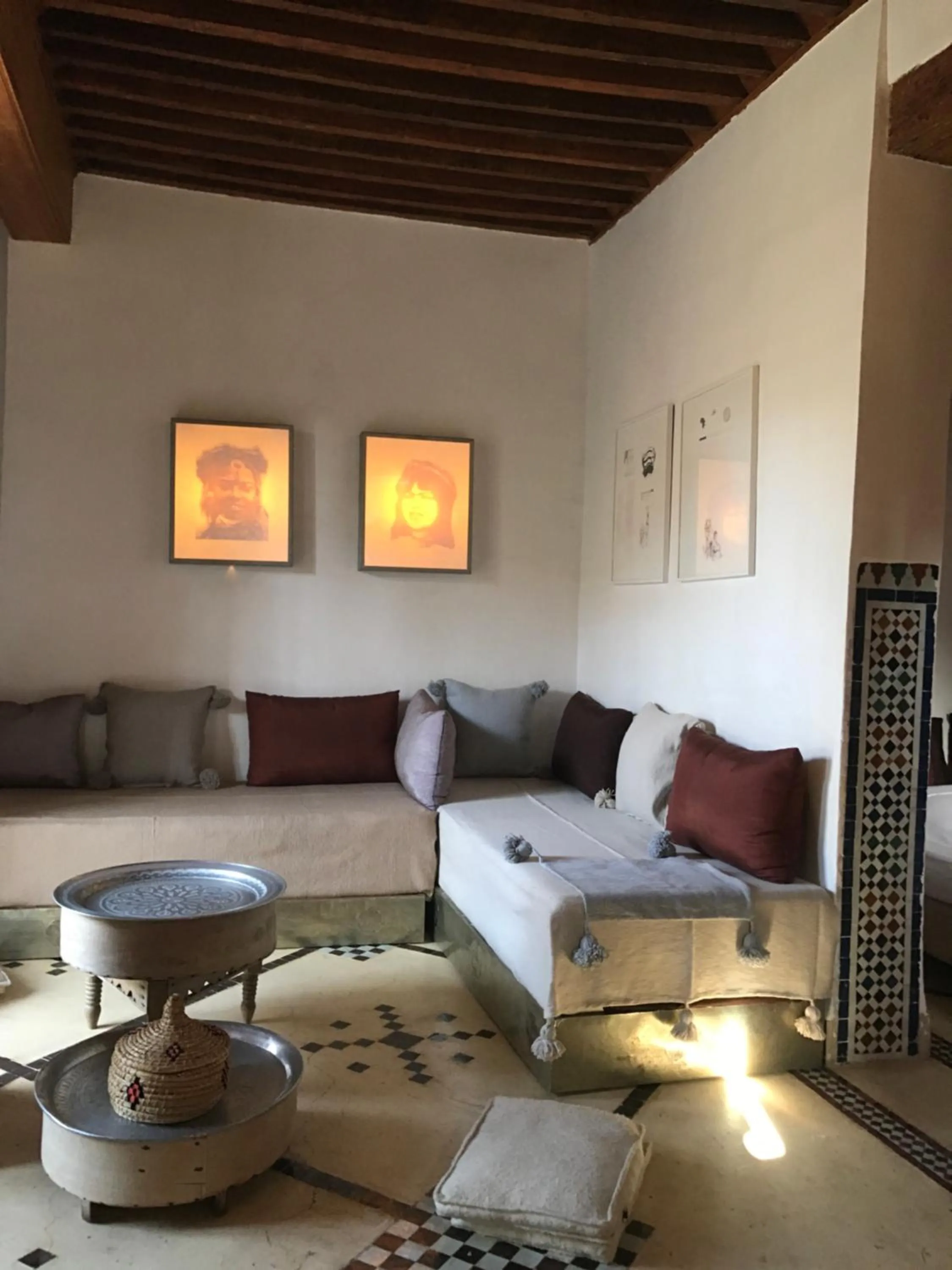 Seating area in Dar 7 Louyat