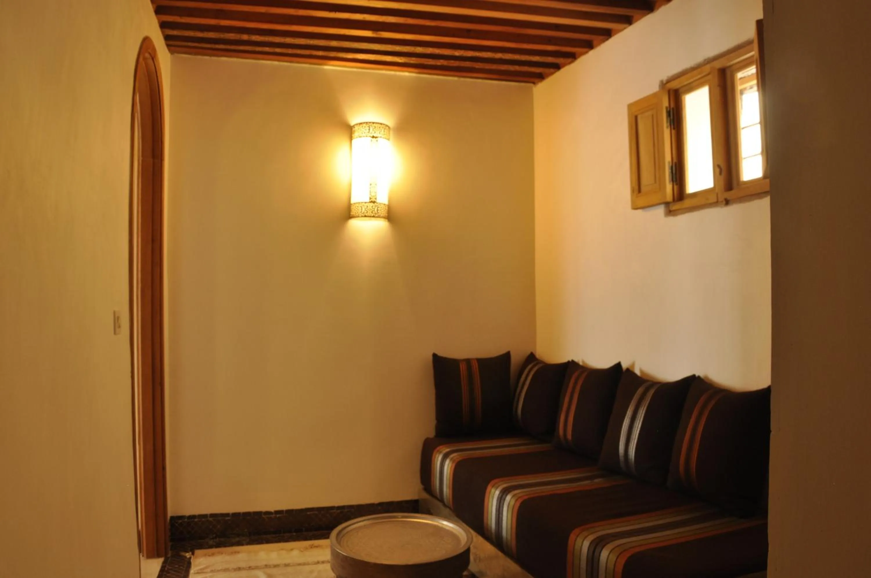 Photo of the whole room in Dar 7 Louyat