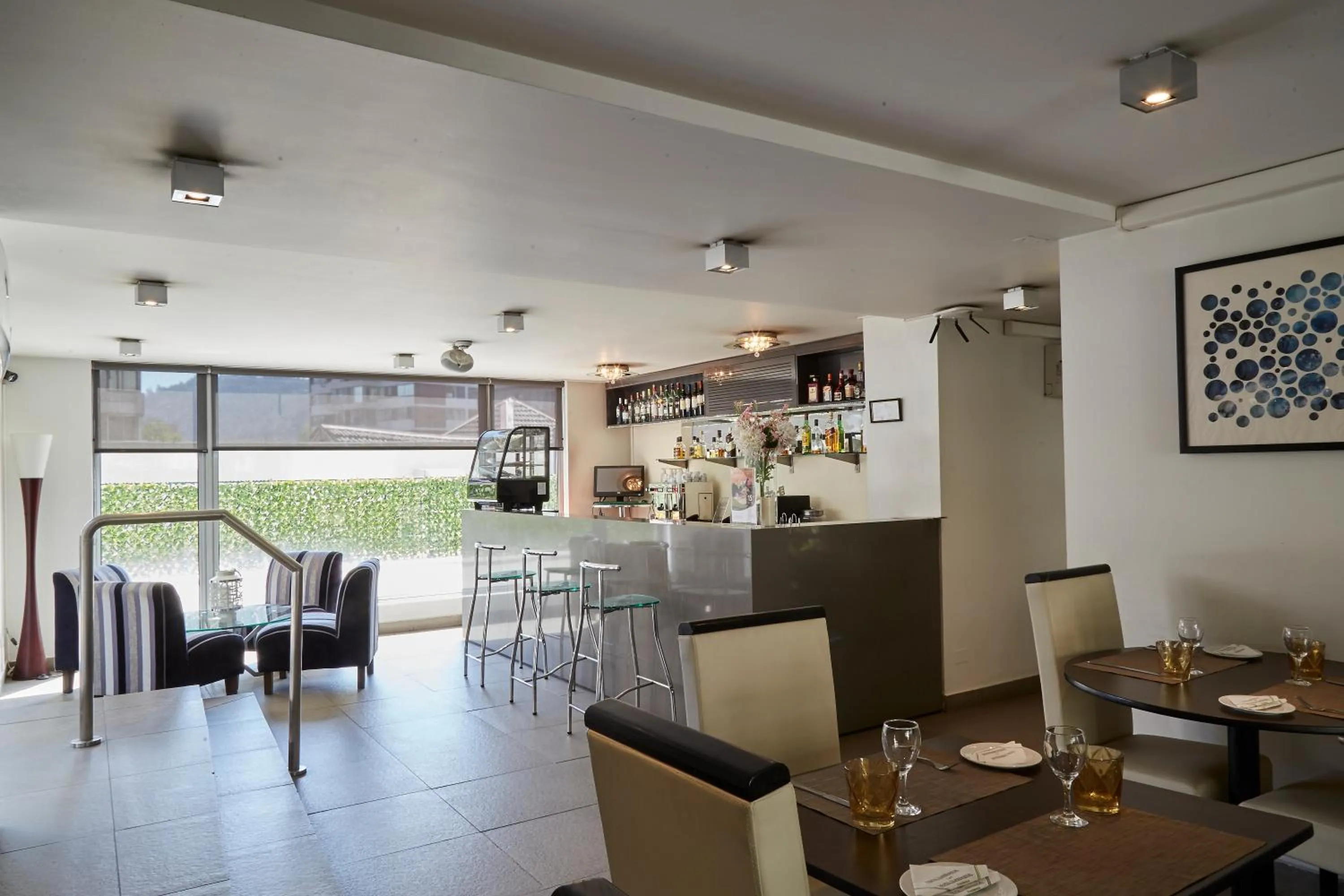 Lounge or bar in Hotel Terrado Lyon