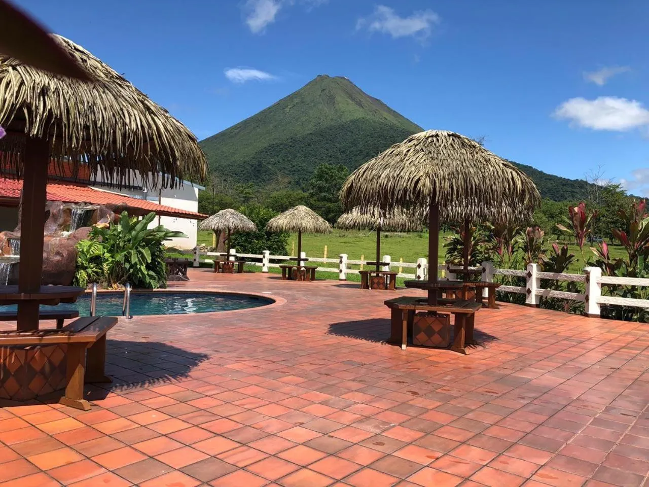 Pool view in Hotel La Pradera del Arenal