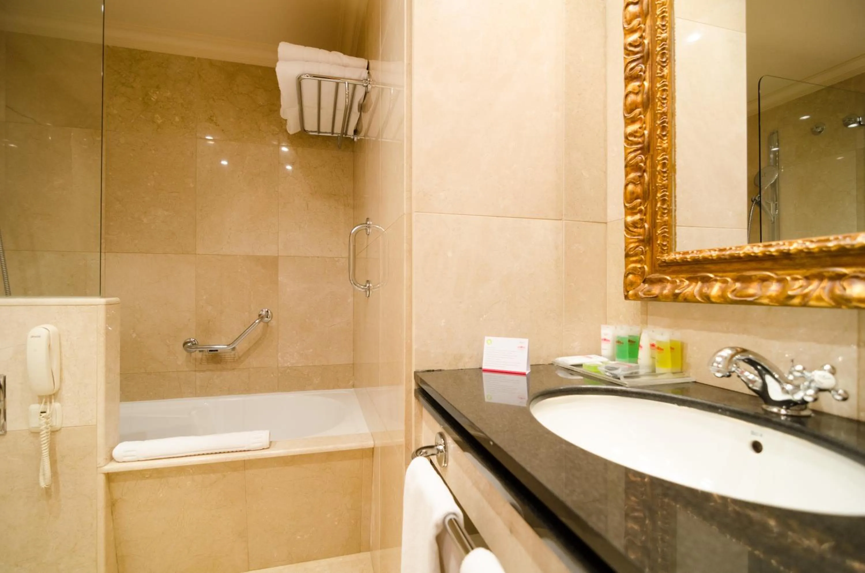 Bathroom in Gran Hotel Los Abetos