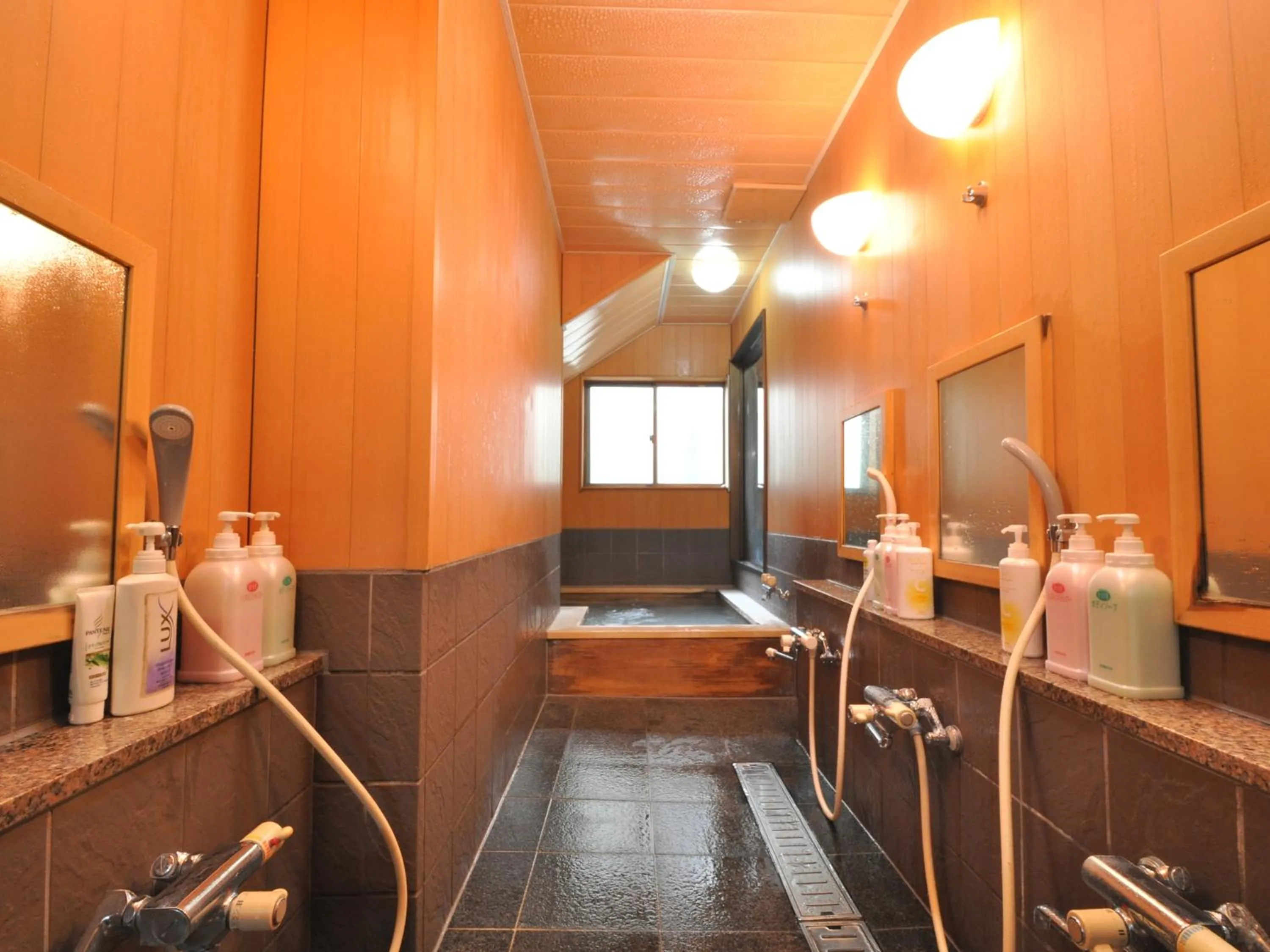 Public Bath in SUIHOUEN