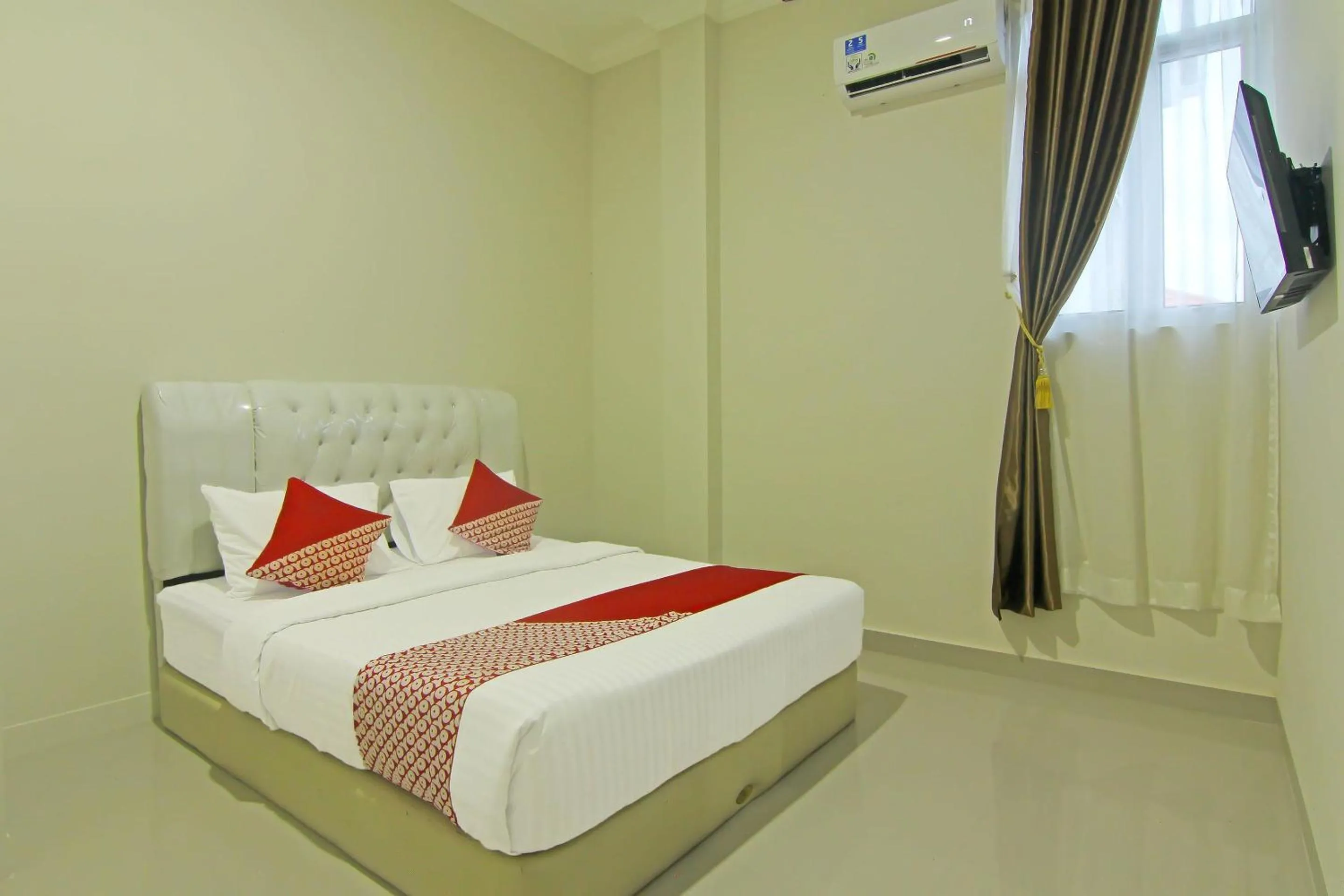 Bedroom, Bed in Danceneter Padang formerly Utama Residence