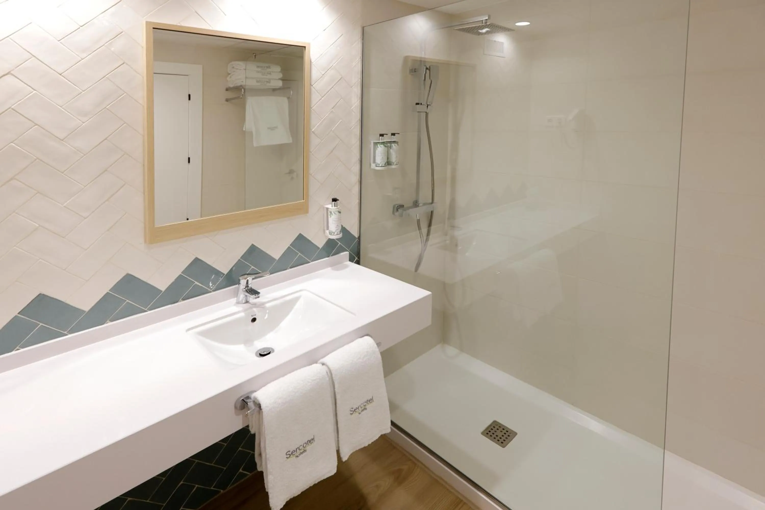 Bathroom in Sercotel Carlos III