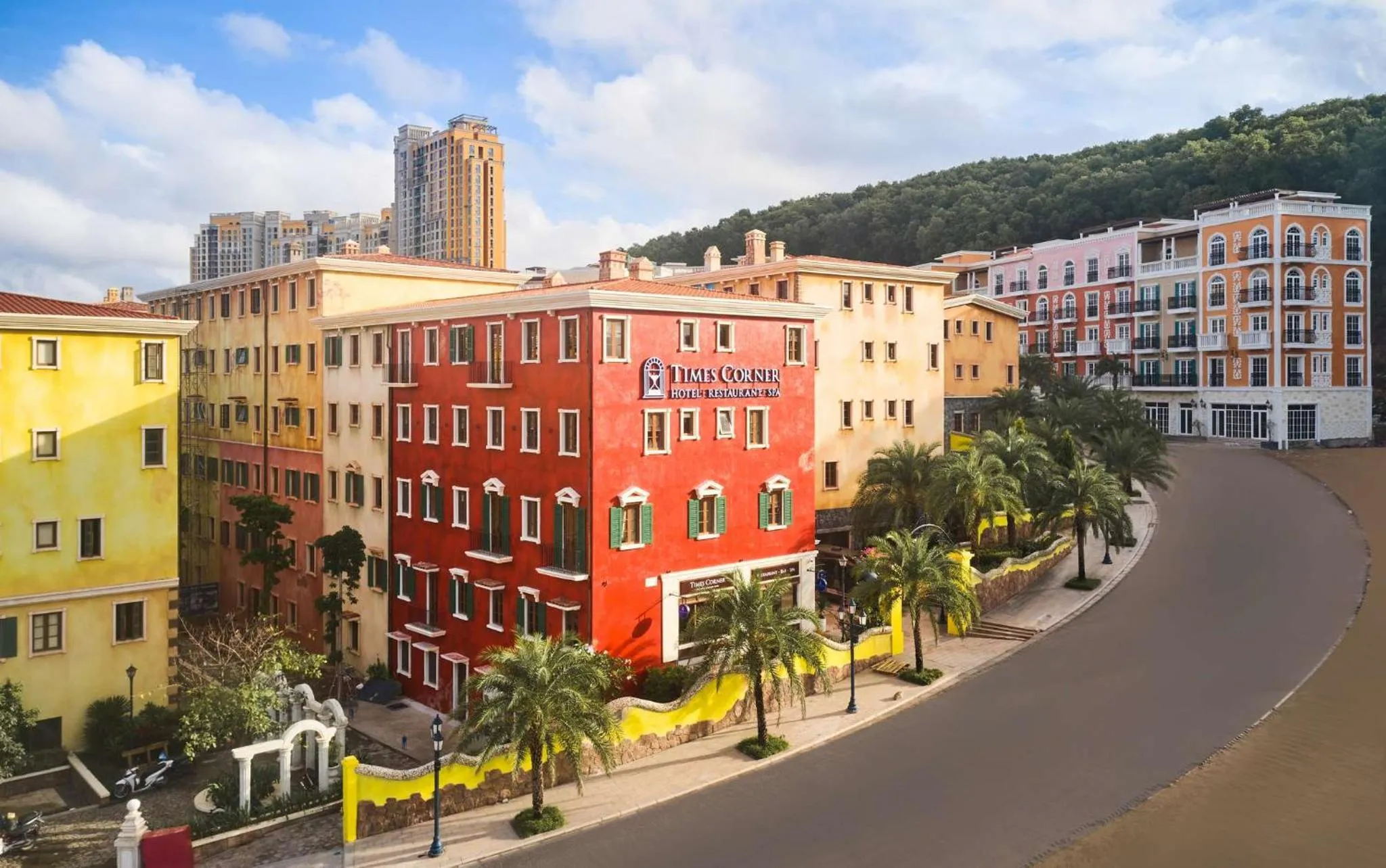 Property building in Times Corner Sorrento Hotel - Complimentary Sunset Town Tour 4pm to 5pm everyday