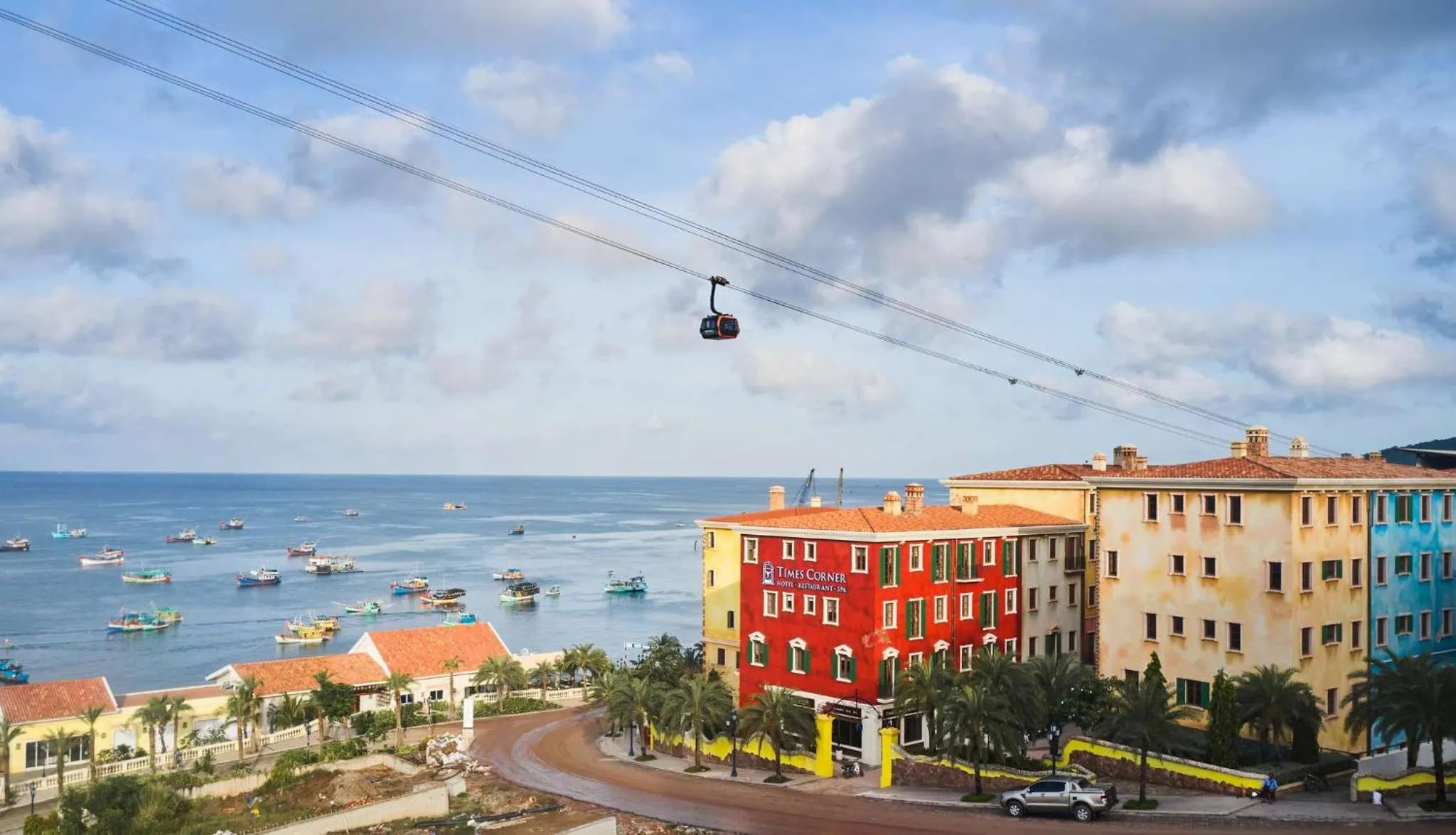 Property building in Times Corner Sorrento Hotel - Complimentary Sunset Town Tour 4pm to 5pm everyday