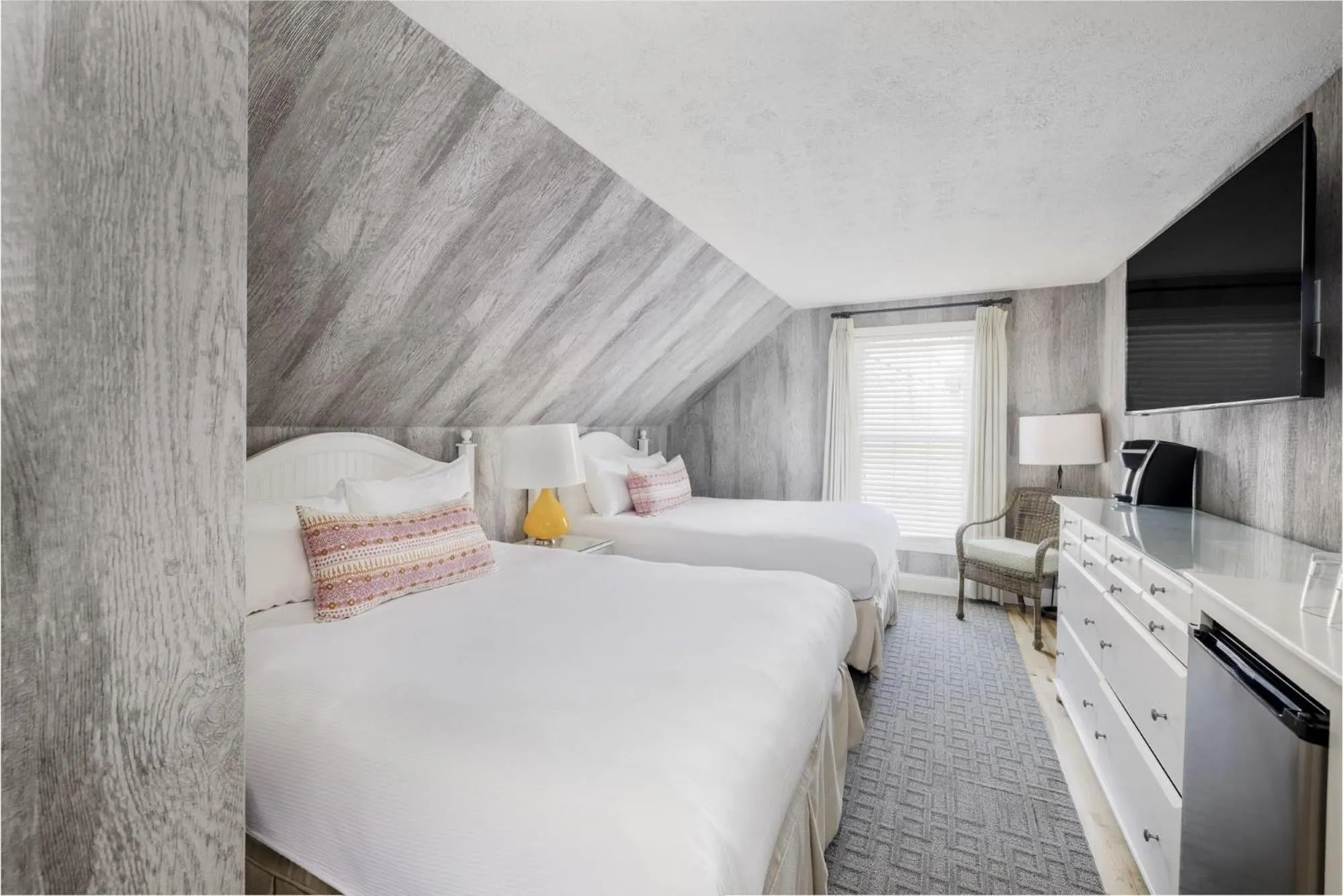 Bedroom, Bed in The Boathouse