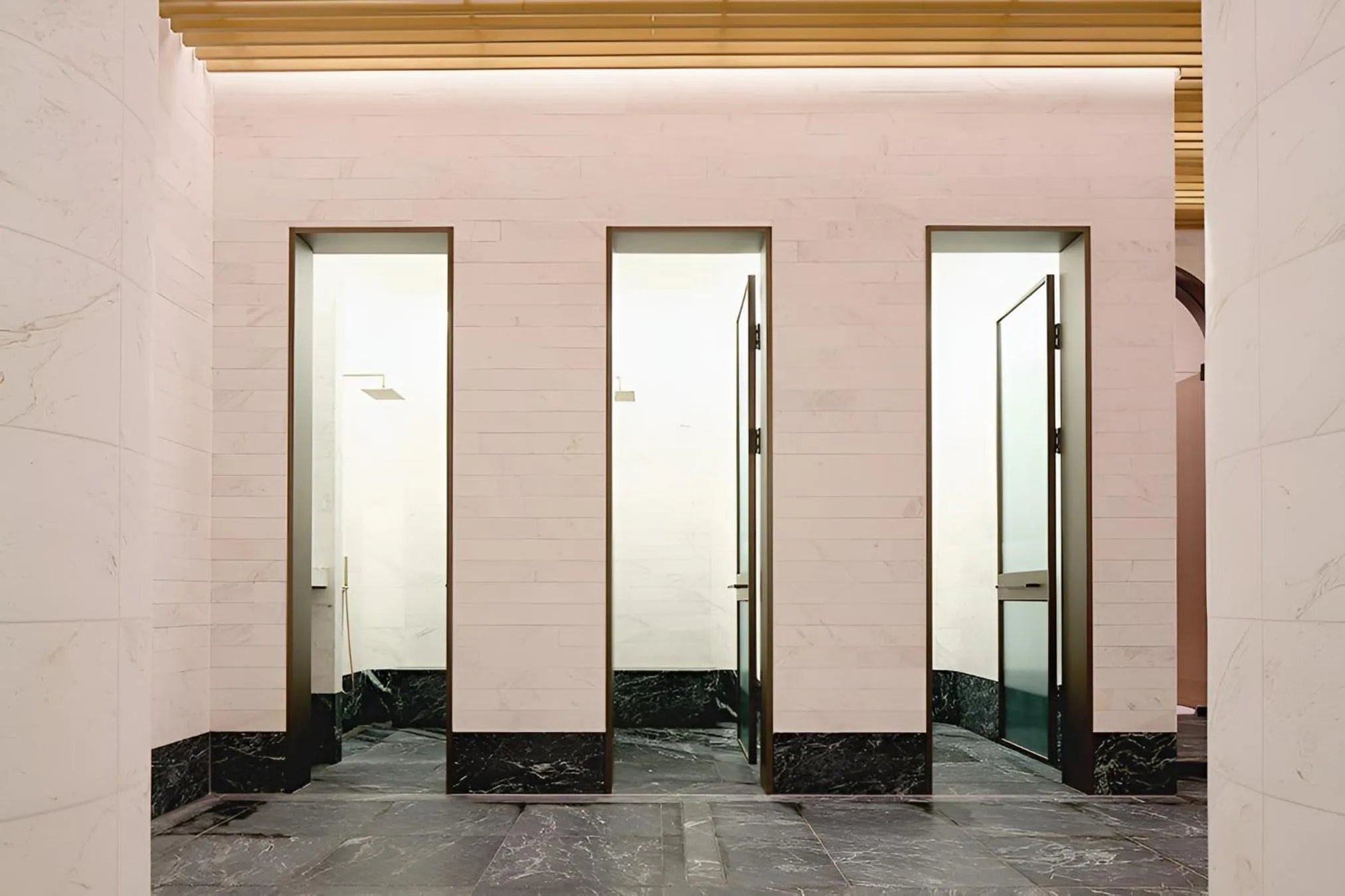 Sauna in Ananti at Gangnam