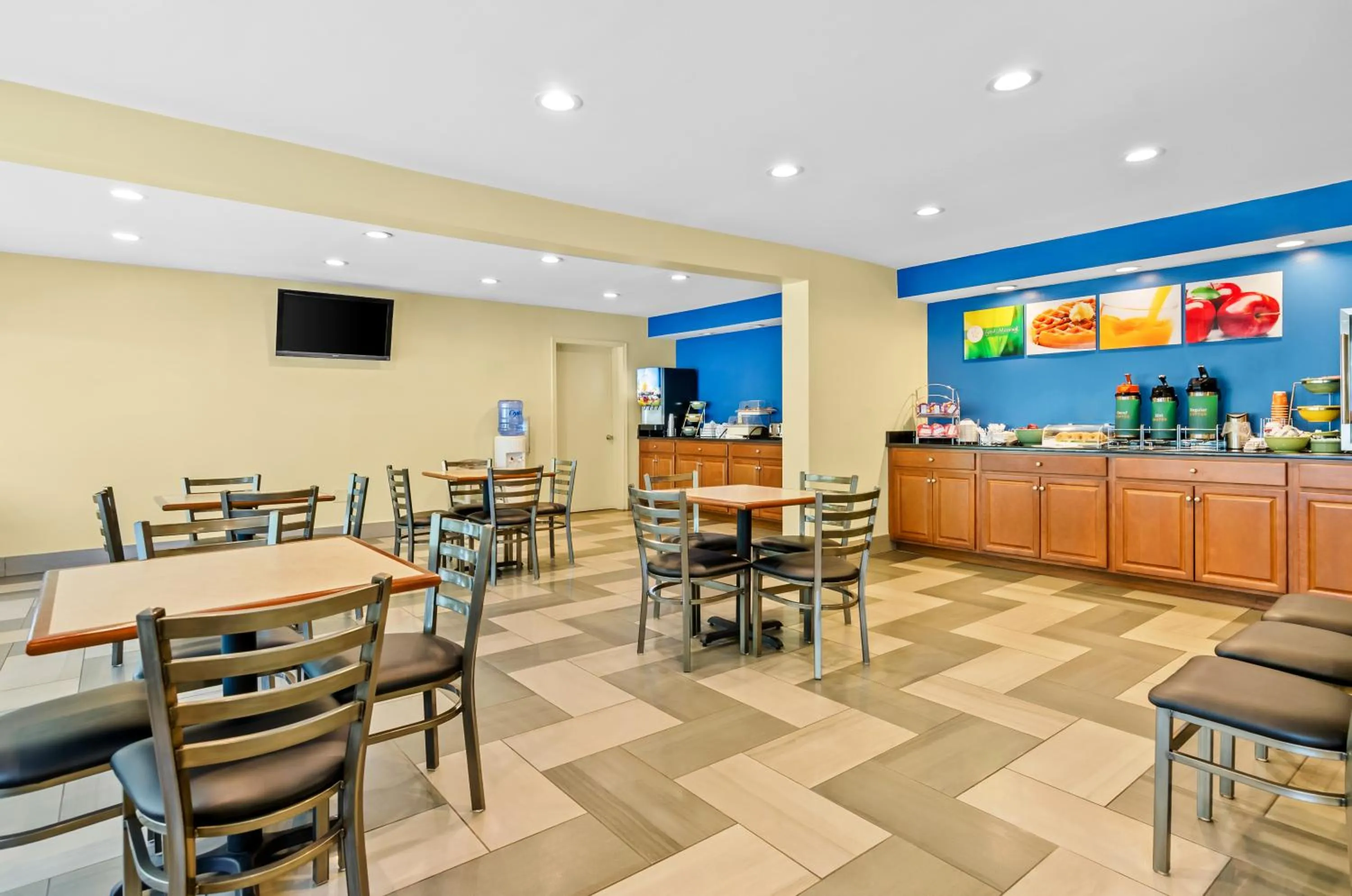 Breakfast in Quality Inn Lexington