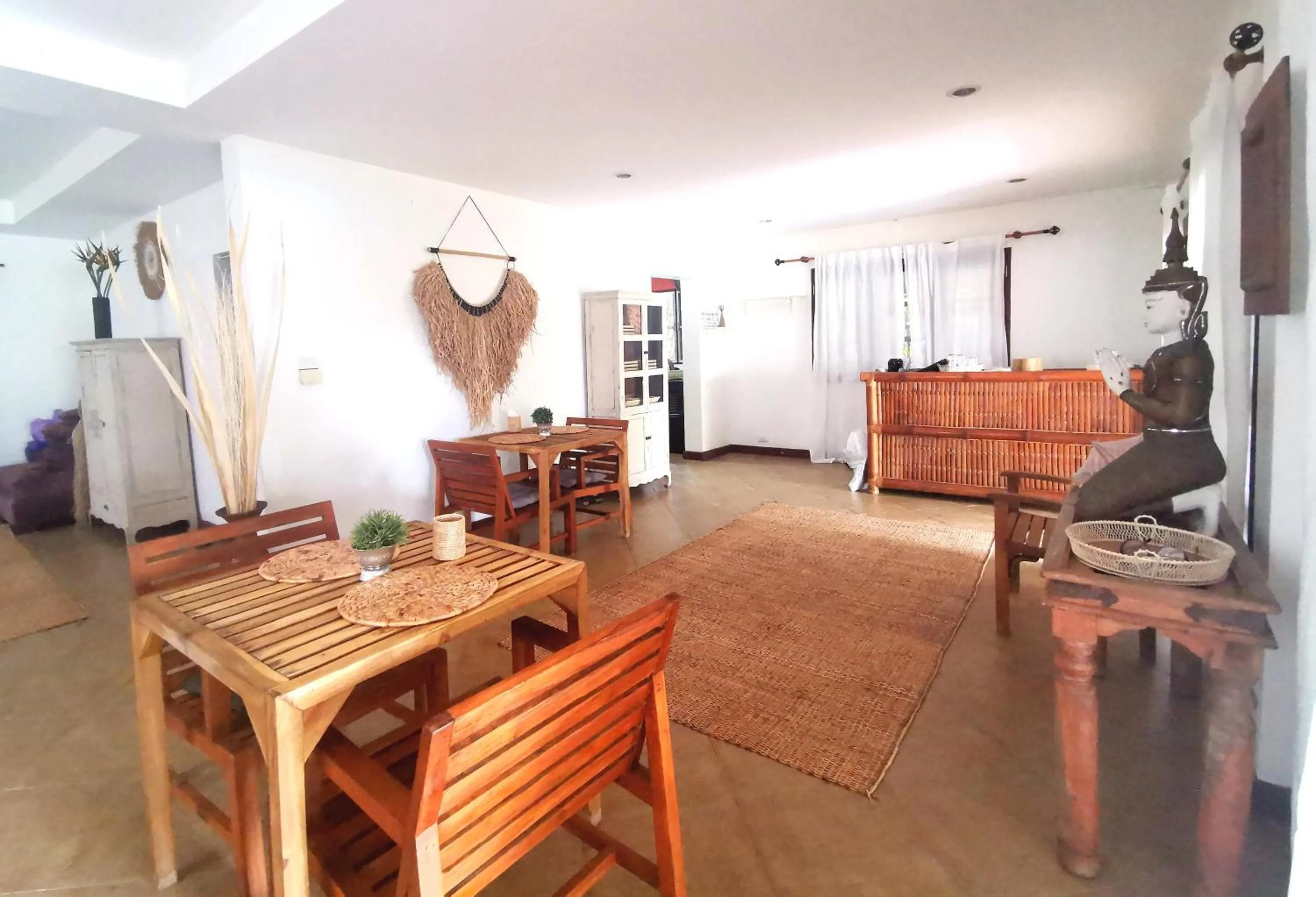 Living room in Jade cottages