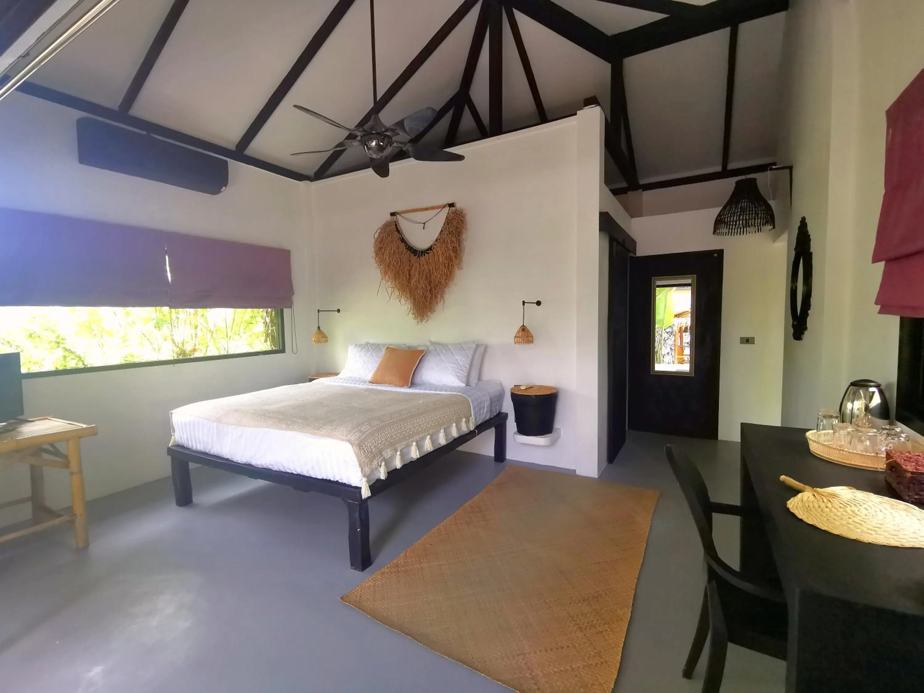 Bed in Jade cottages
