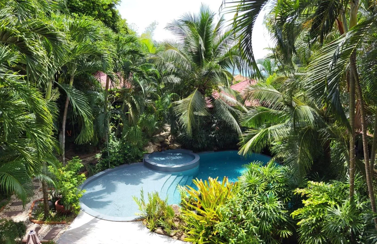 Patio in Jade cottages