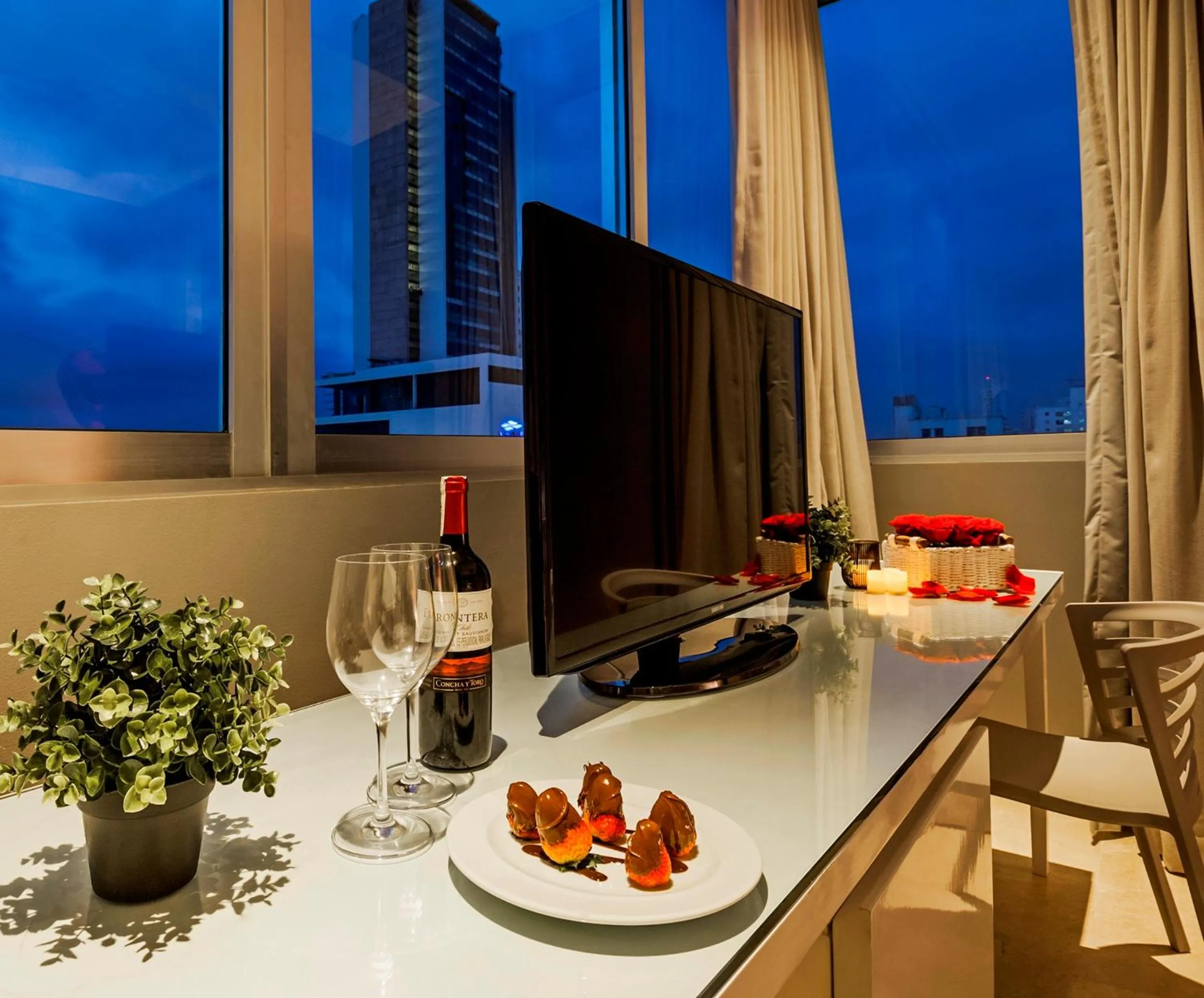 TV and multimedia in Oz Hotel Cartagena