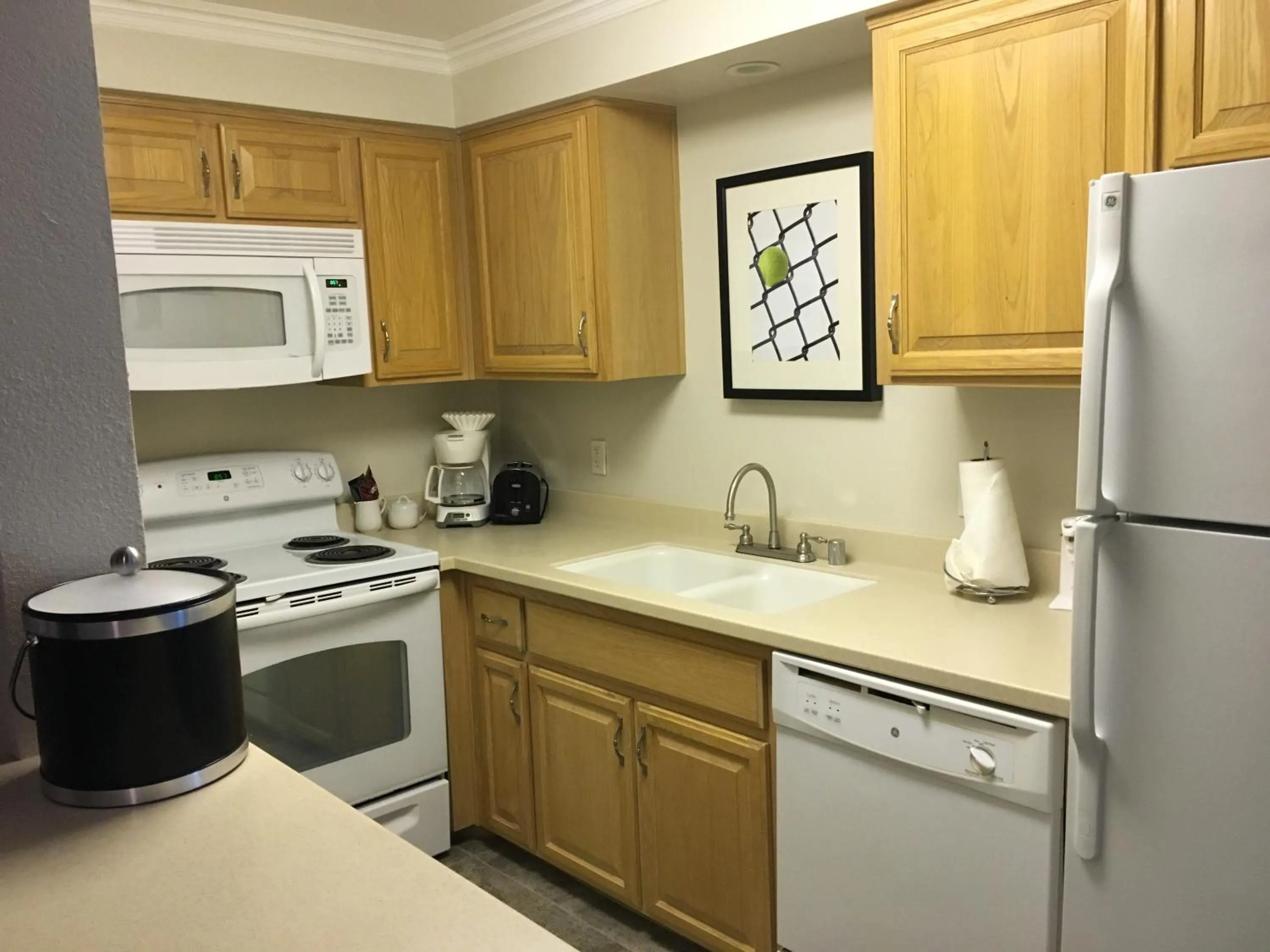 Kitchen or kitchenette in GetAways at Palm Springs Tennis Club