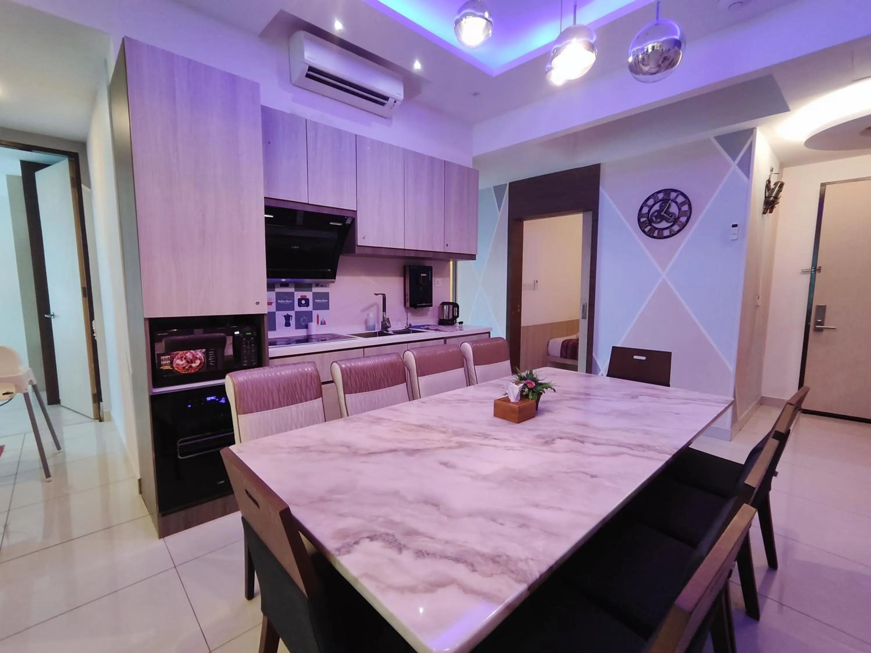 Relaxious Homestay with Infinity Pool Sutera Avenue, Kota Kinabalu