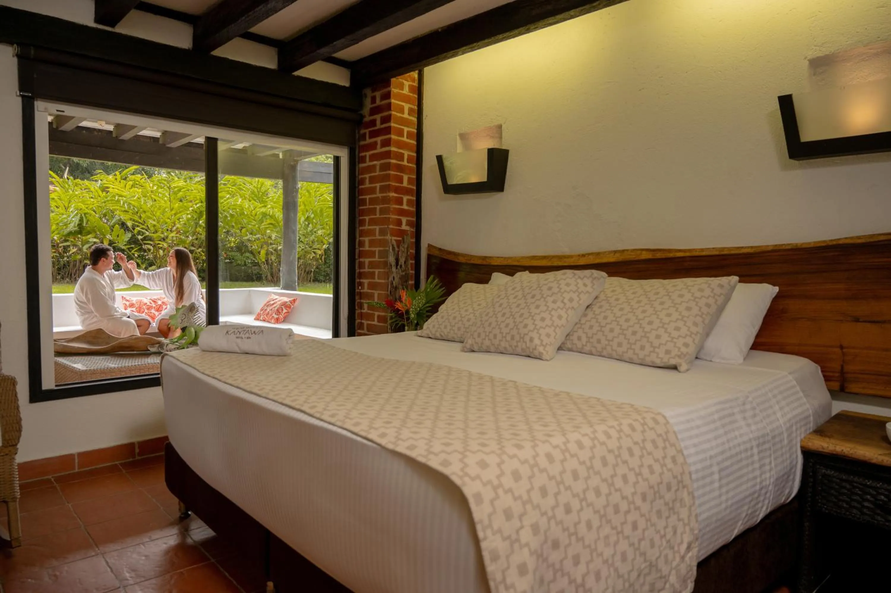 Bed in Kantawa Hotel & Spa