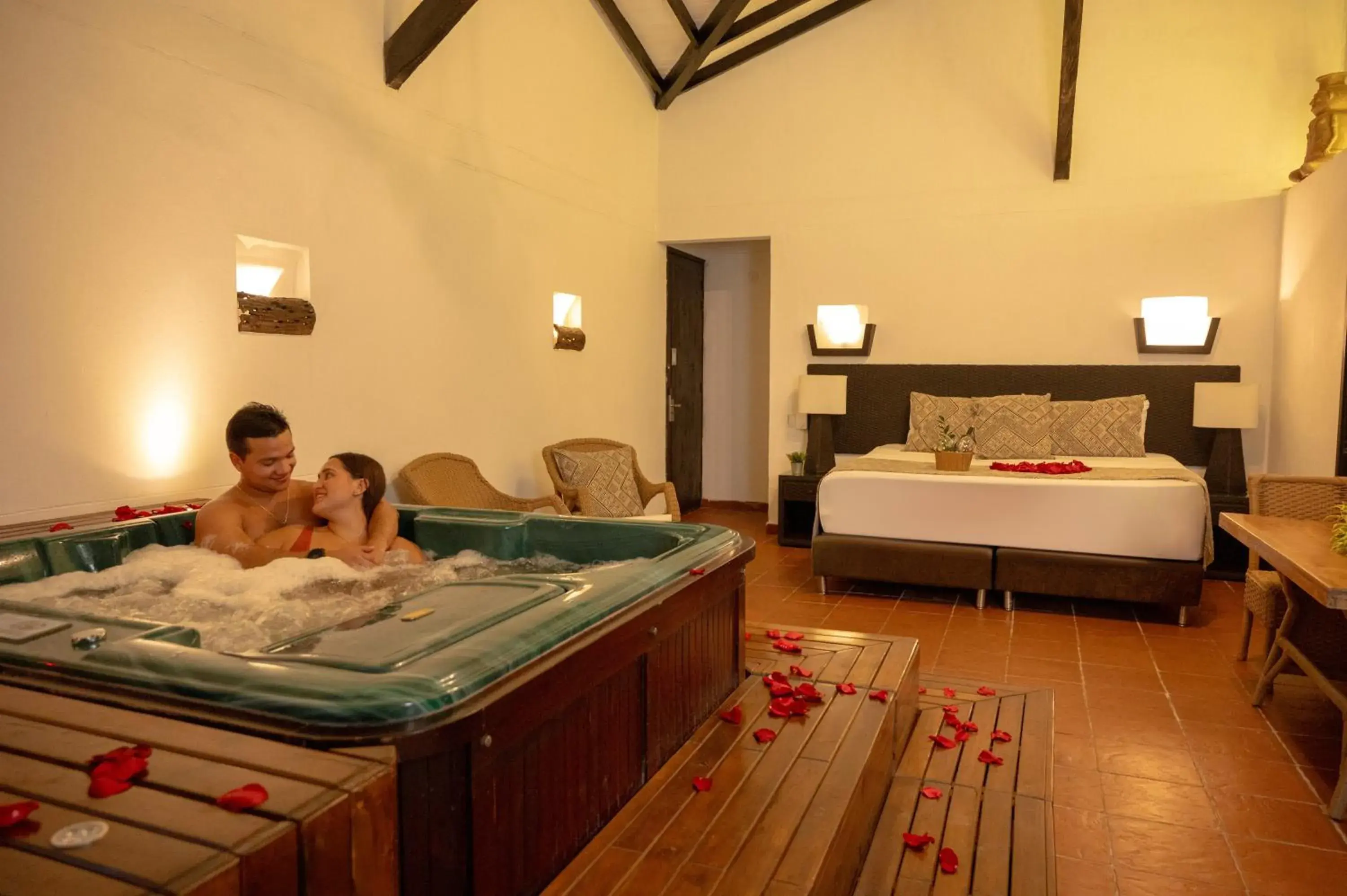Queen Suite with Spa Bath in Kantawa Hotel & Spa Queen Suite with Spa Bath in Kantawa Hotel & Spa