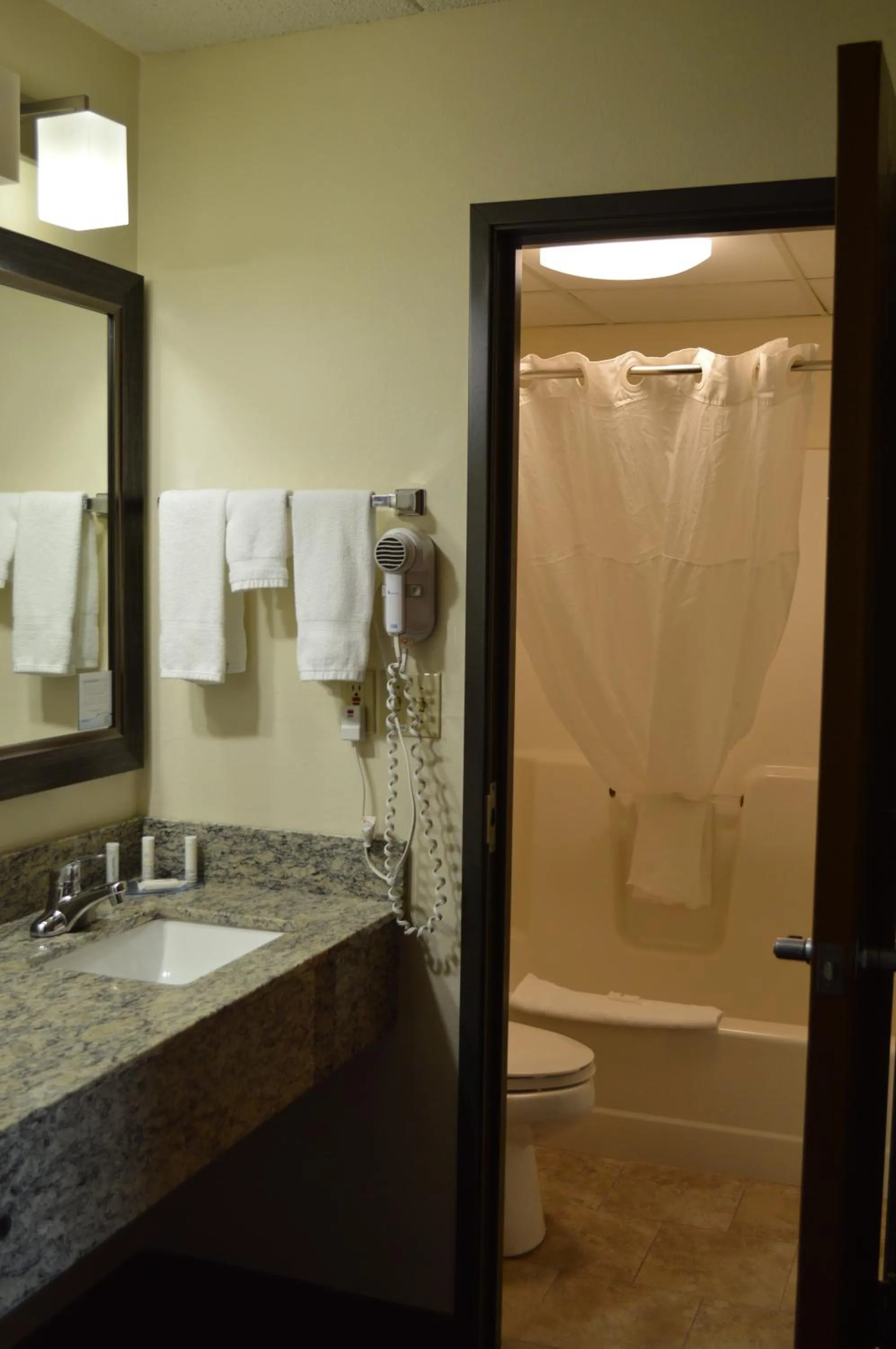 AmericInn by Wyndham Spencer