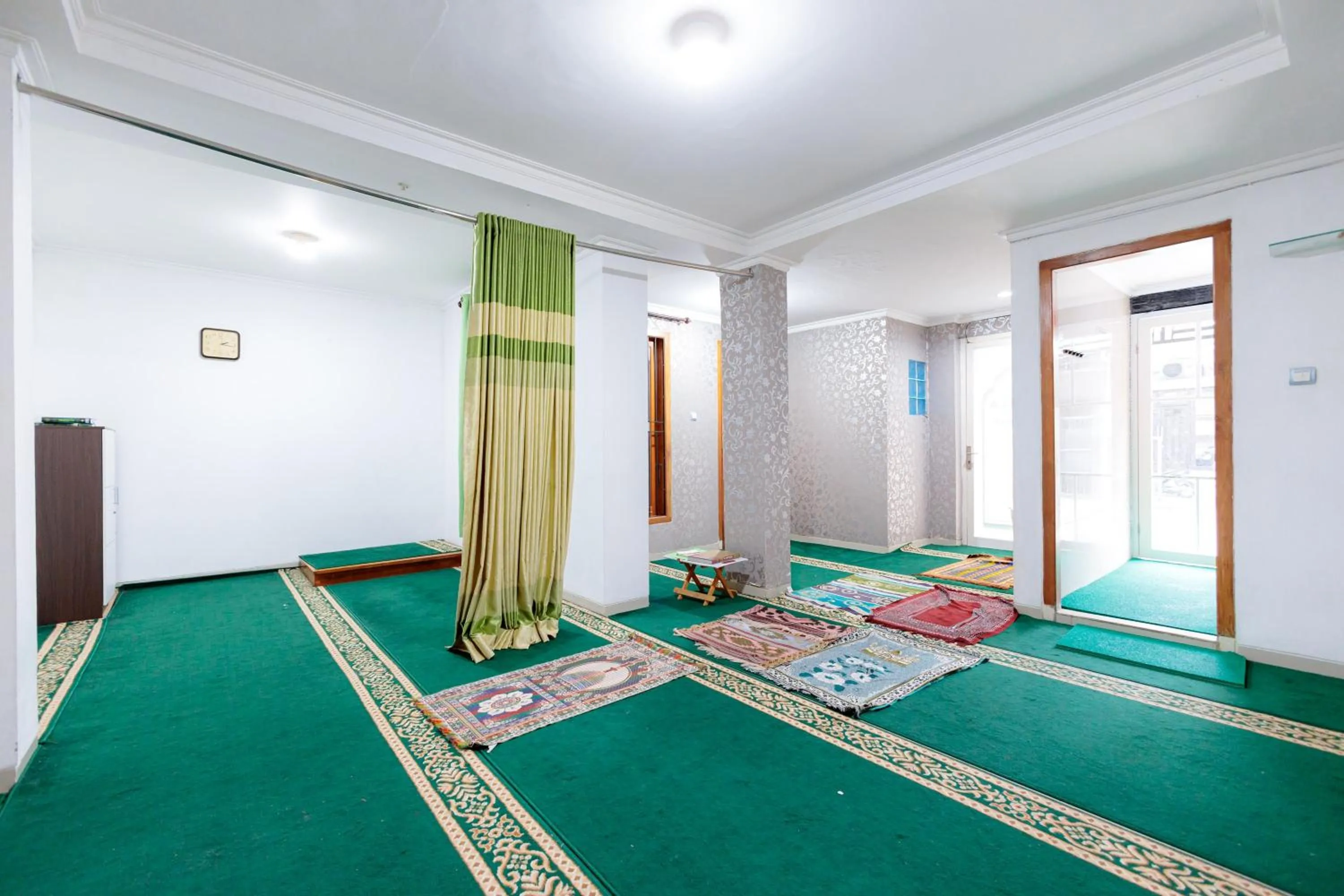 Property building in SUPER OYO Collection O 91726 Alif Ab11 Syariah