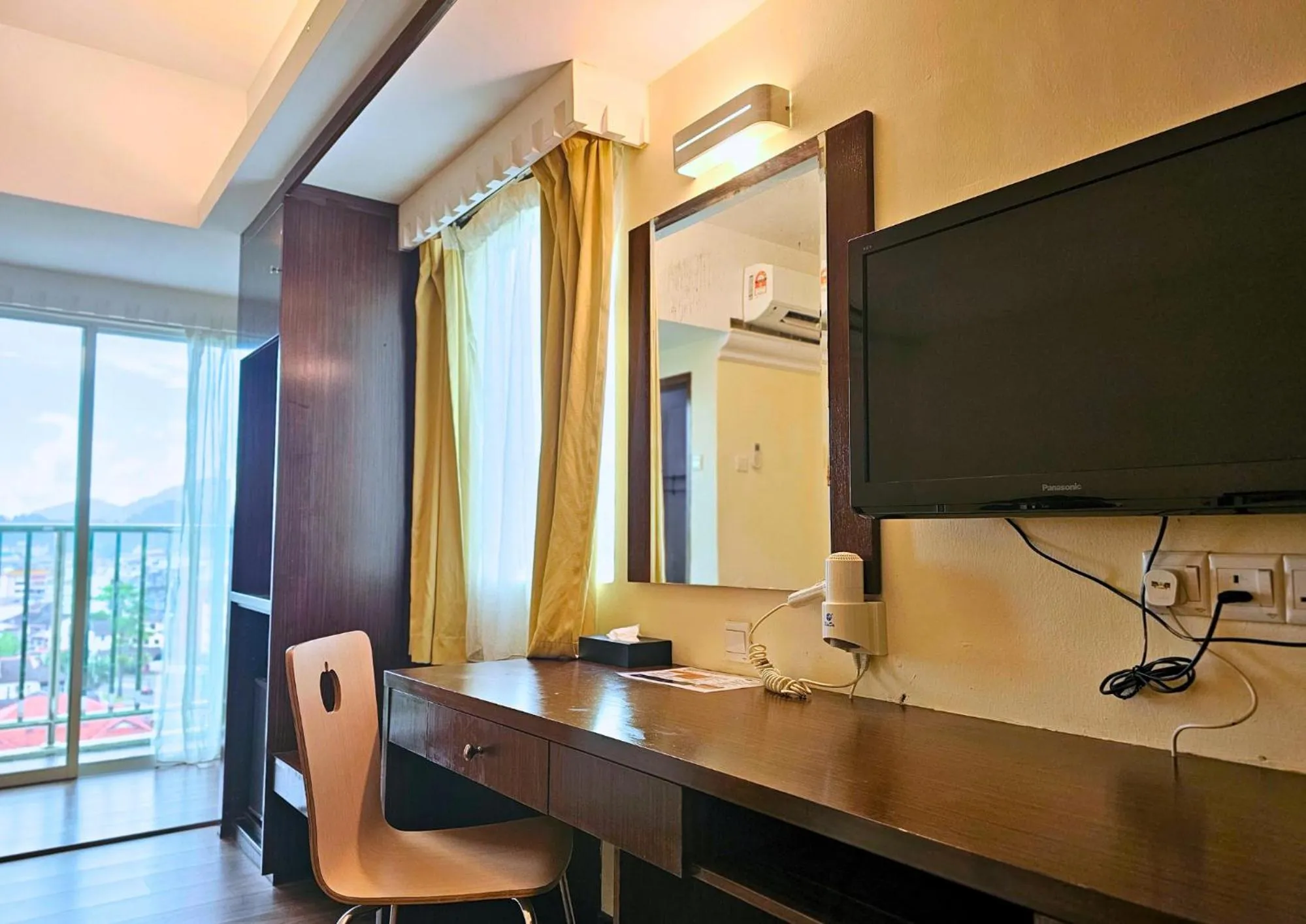 TV and multimedia in Hotel Taiping Perdana