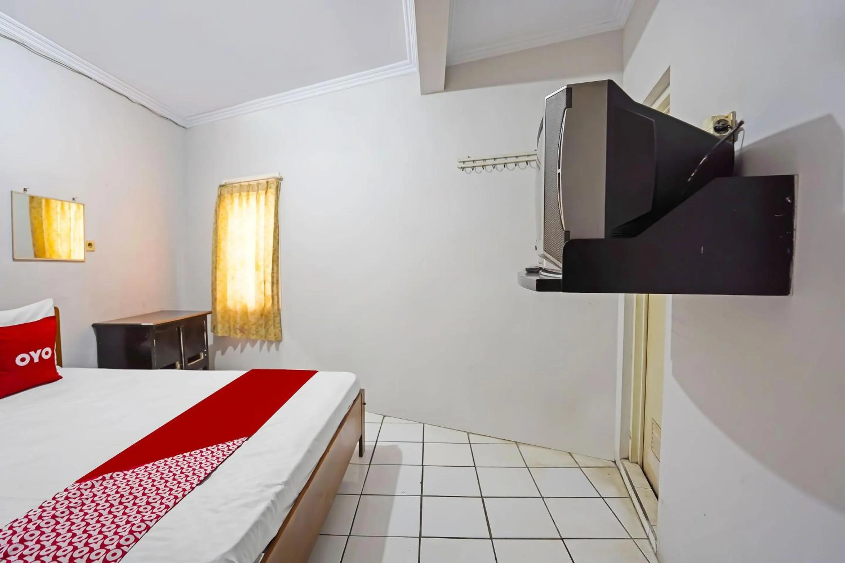 Bedroom, Bed in Hotel O Anugerah