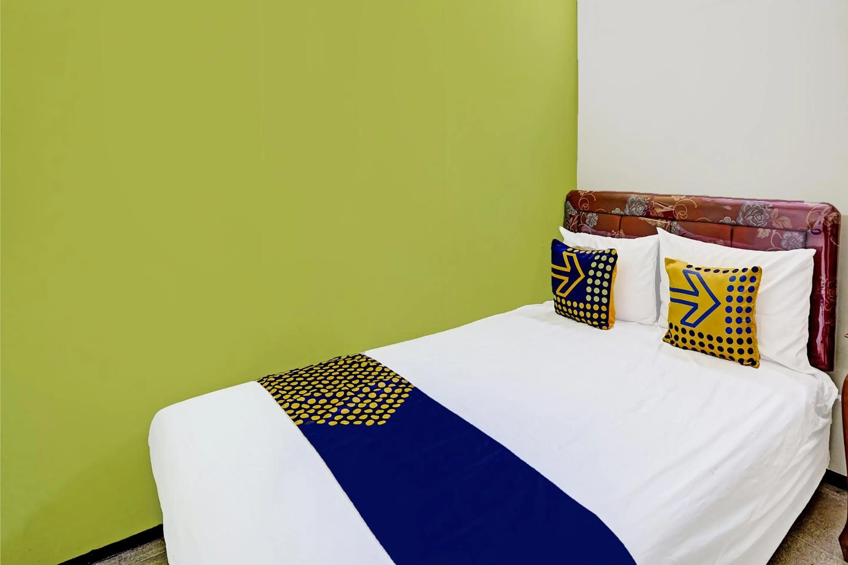 Bedroom, Bed in SPOT ON 91716 Kost Yy Syariah