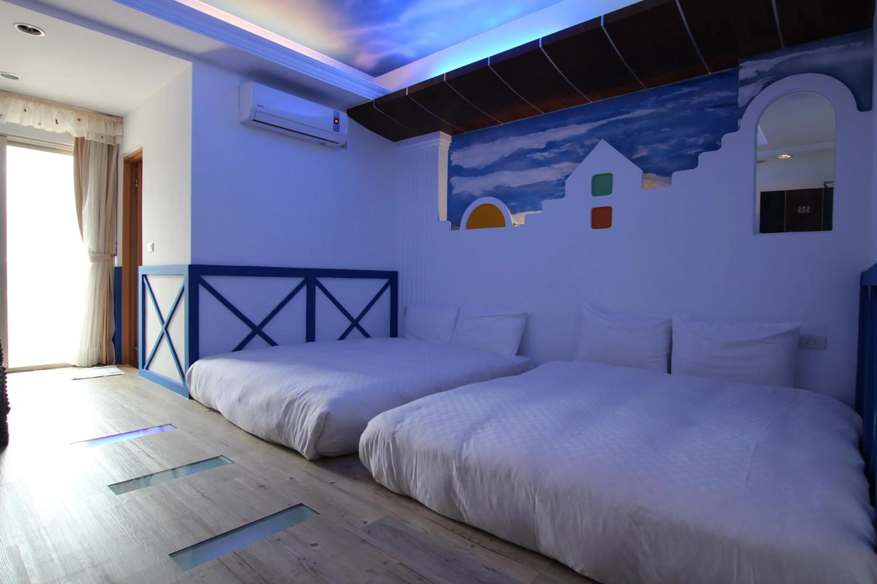 Photo of the whole room, Bed in Seashell Bay 墾丁貝殼灣