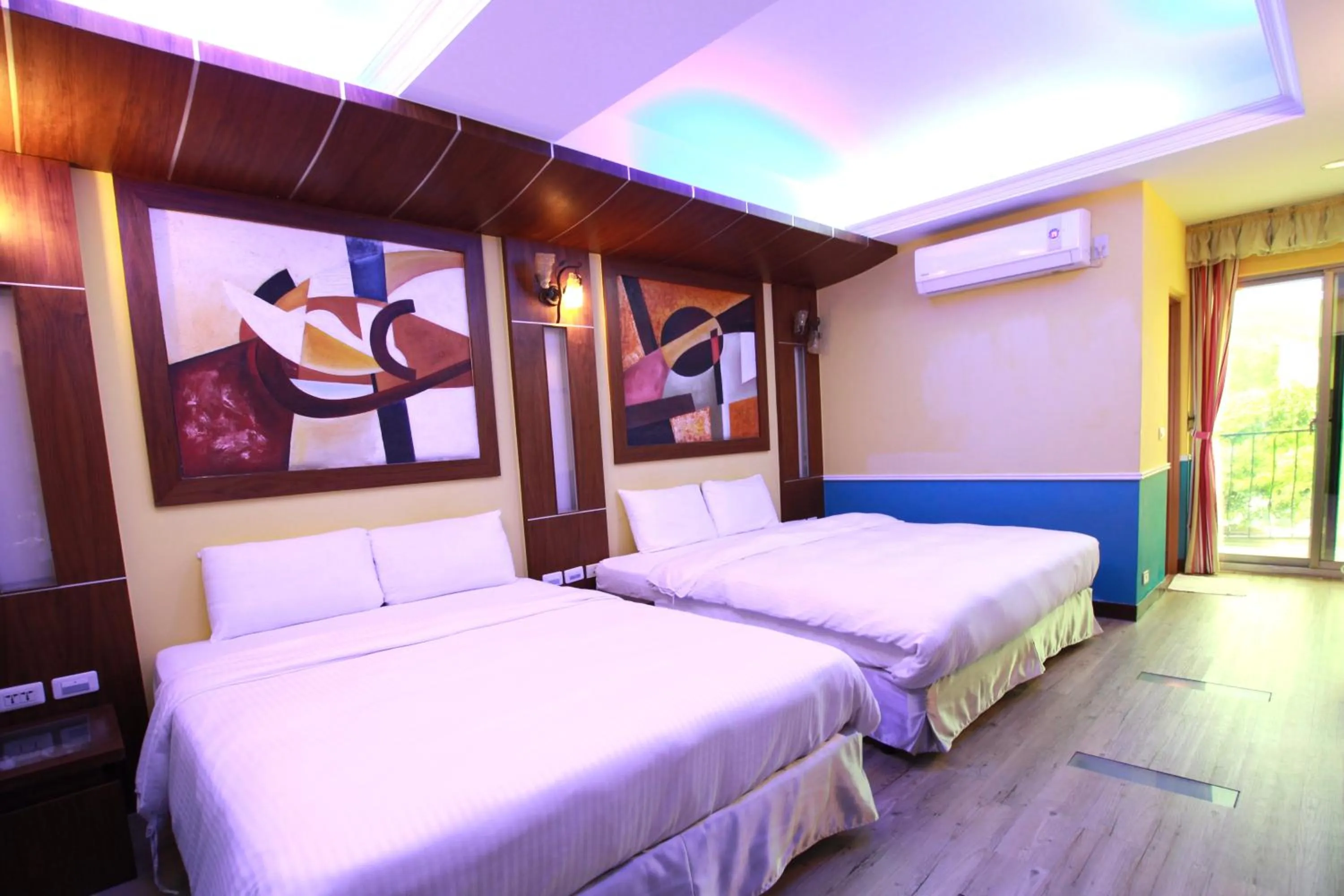 Bedroom, Bed in Seashell Bay 墾丁貝殼灣