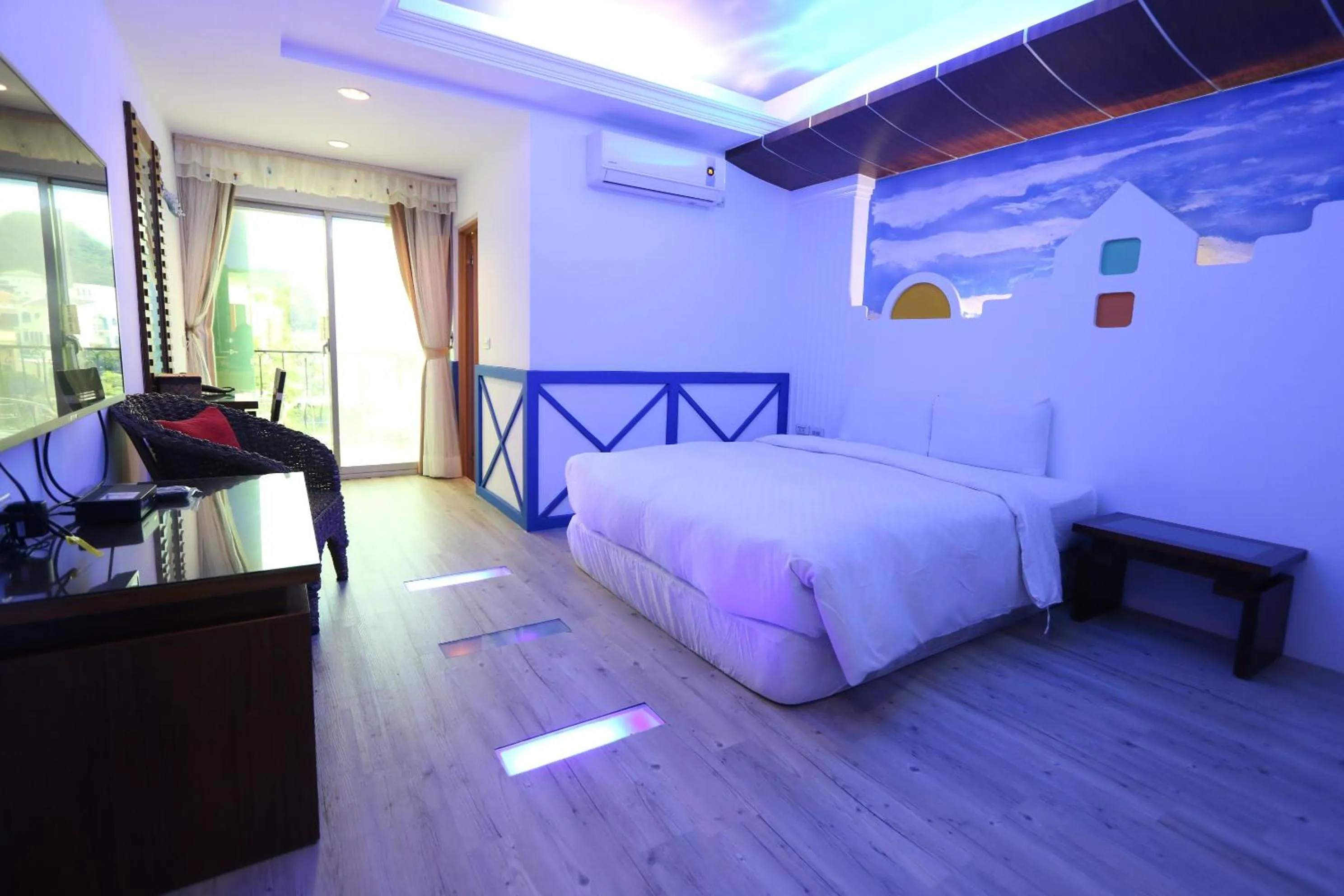 Photo of the whole room, Bed in Seashell Bay 墾丁貝殼灣