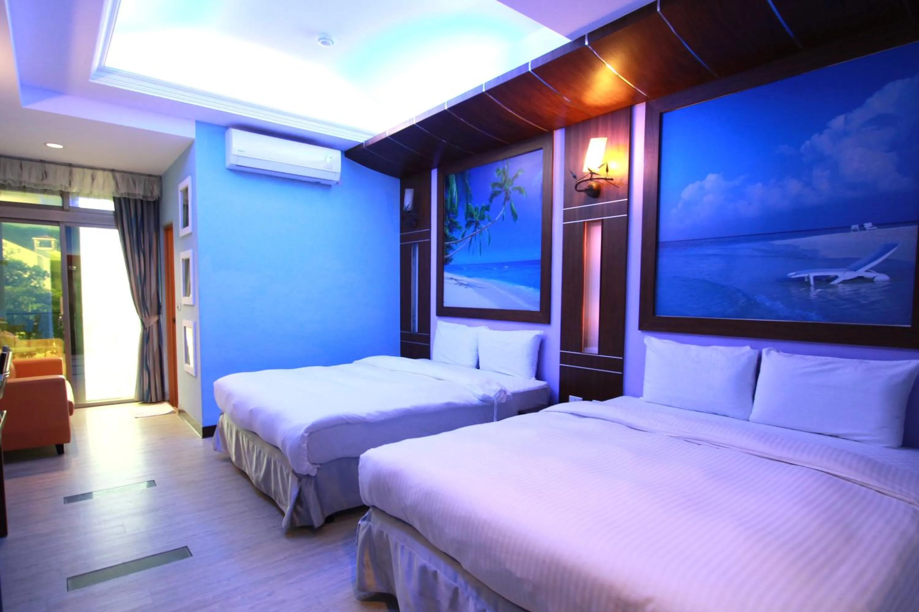 Photo of the whole room, Bed in Seashell Bay 墾丁貝殼灣
