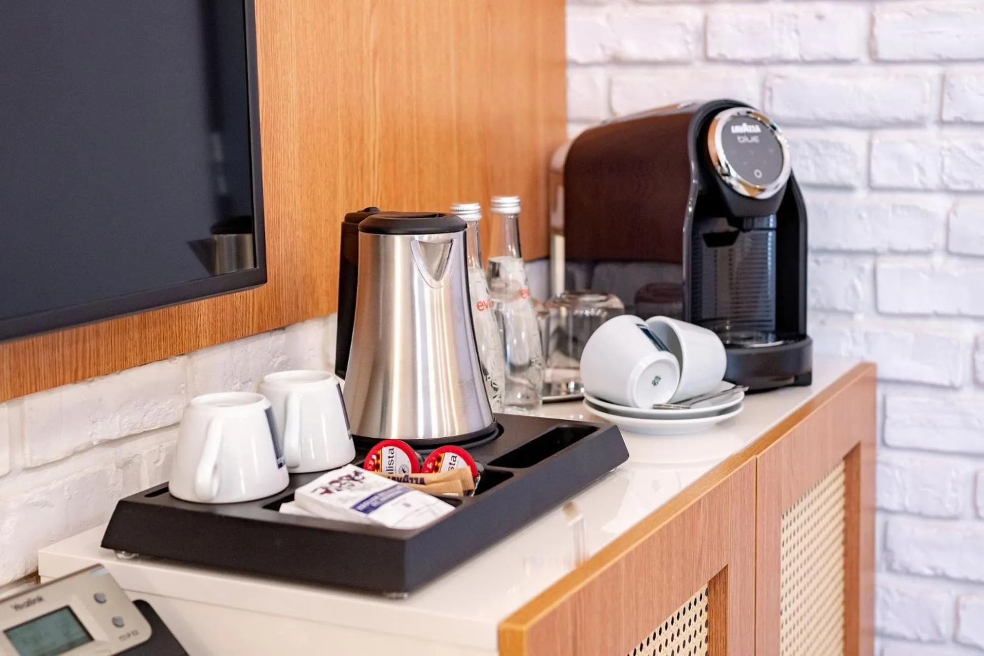 Coffee/tea facilities in Razelm Luxury Resort