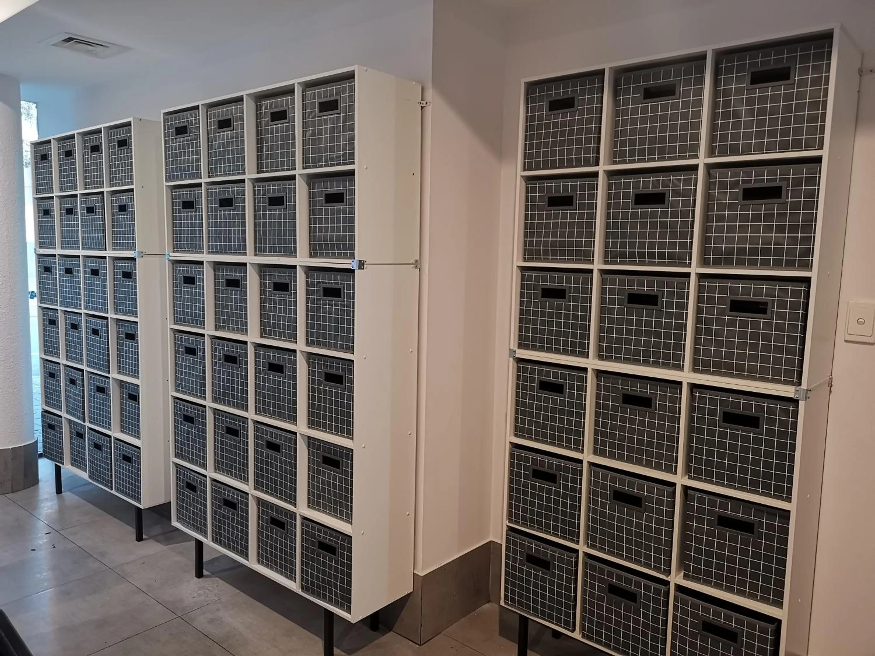 Area and facilities in Quokka Backpackers Hostel Perth - note - Valid passport required to check in