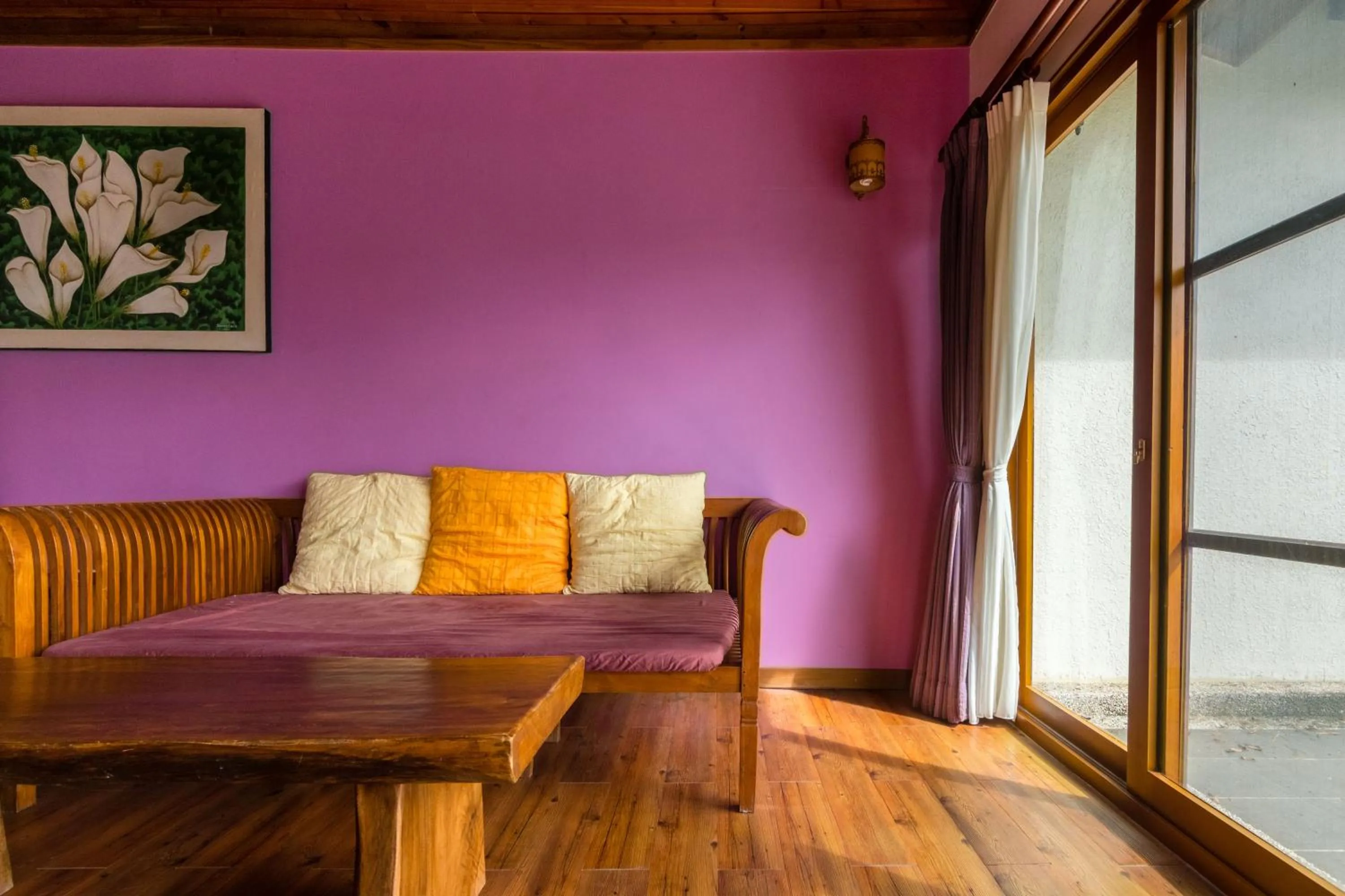 Decorative detail in Bali Lover