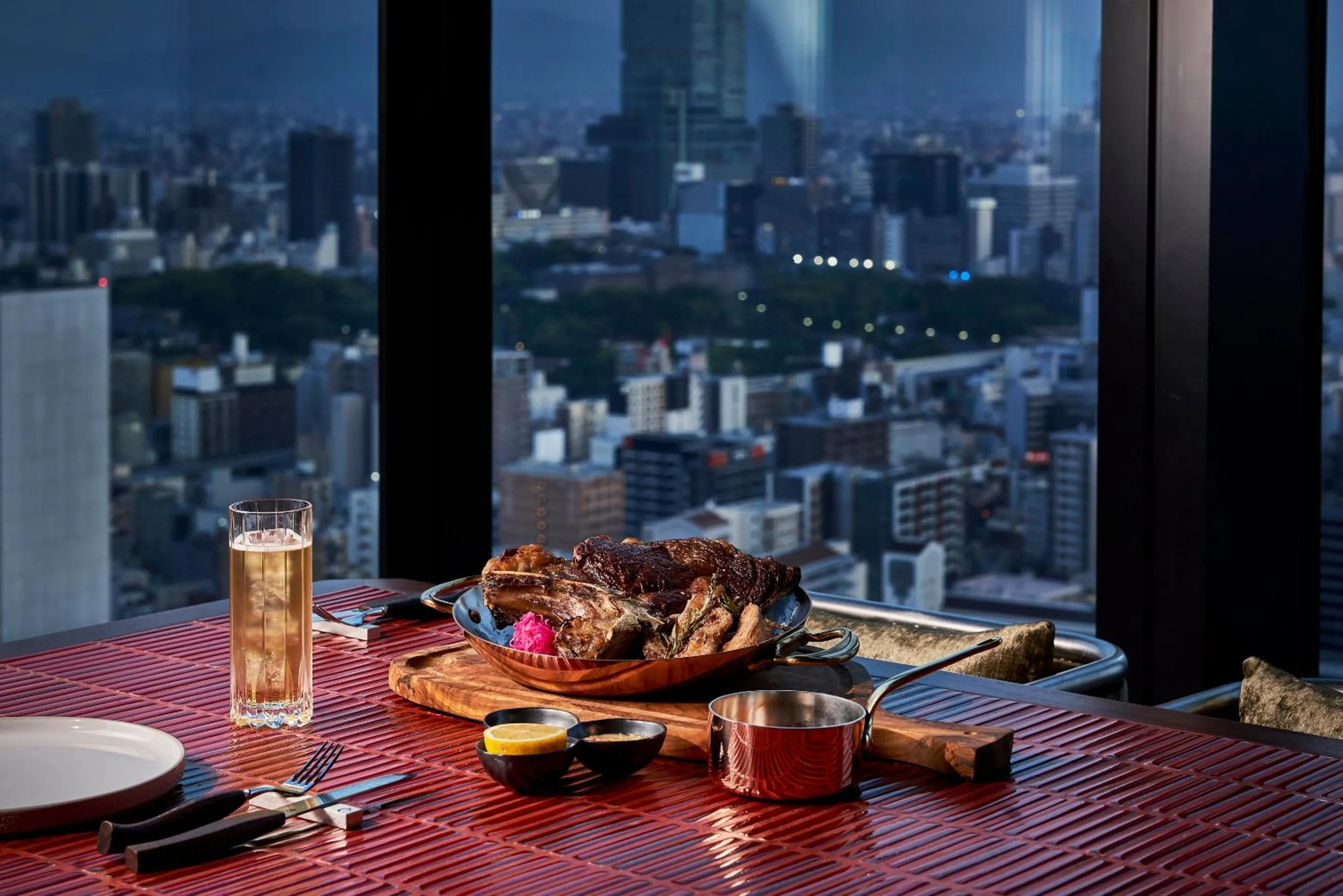 Restaurant/places to eat in Centara Grand Hotel Osaka