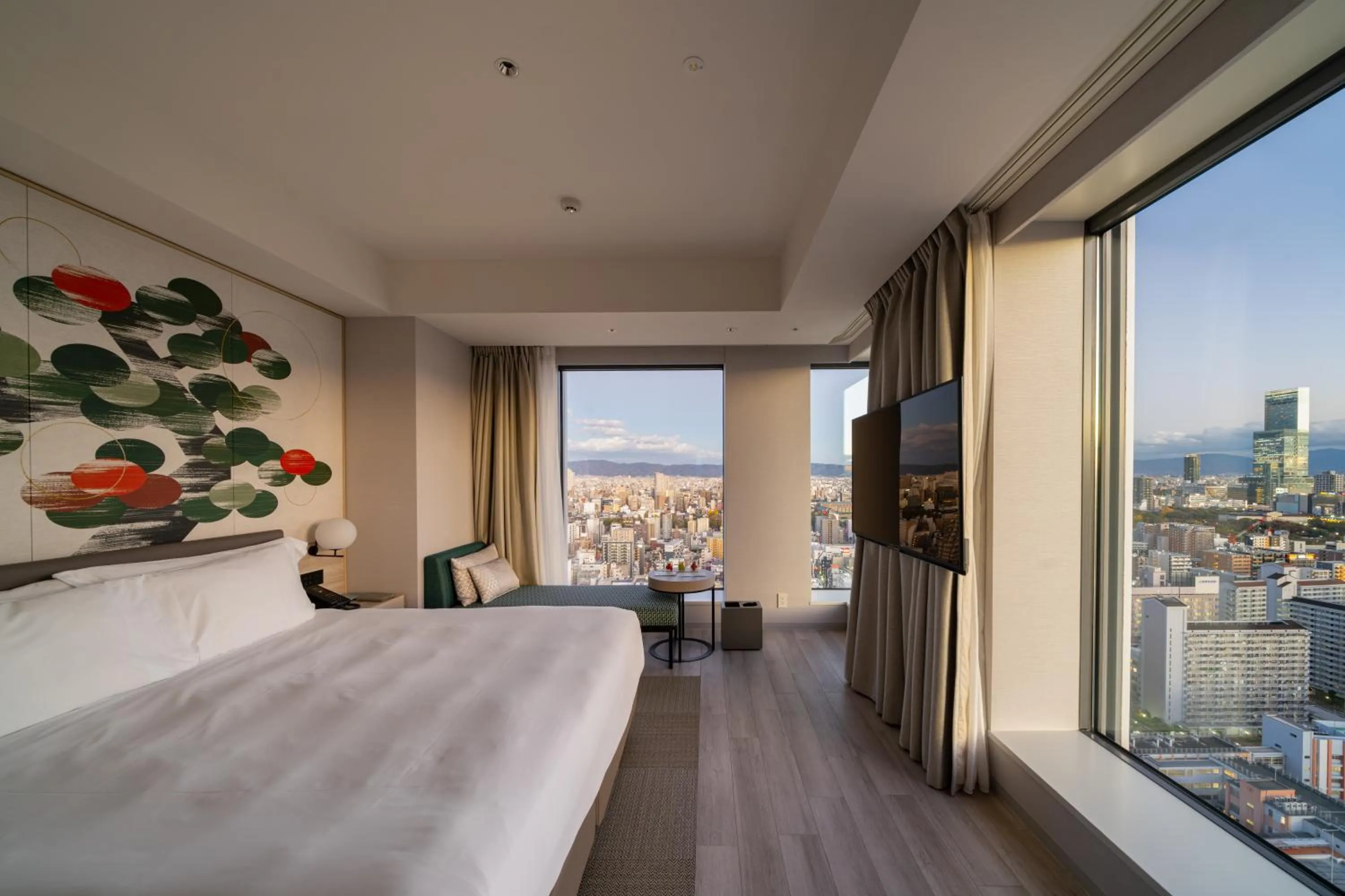 Guests, Bed in Centara Grand Hotel Osaka