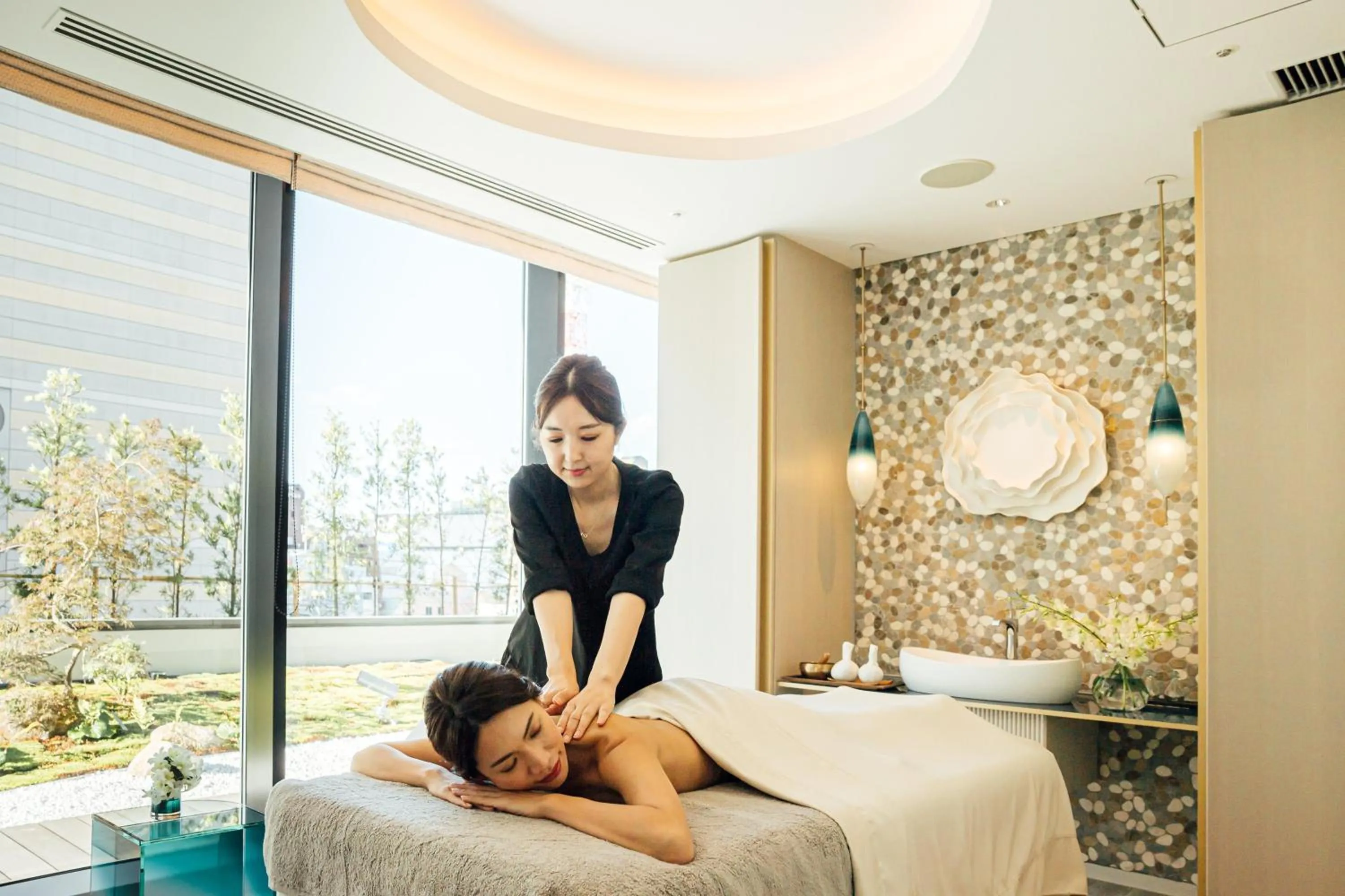 Spa and wellness centre/facilities in Centara Grand Hotel Osaka
