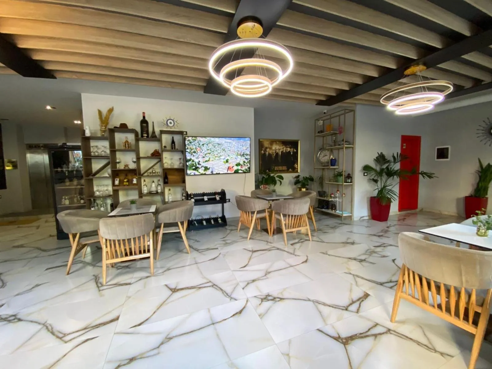 Lobby or reception in Peaky Hotel