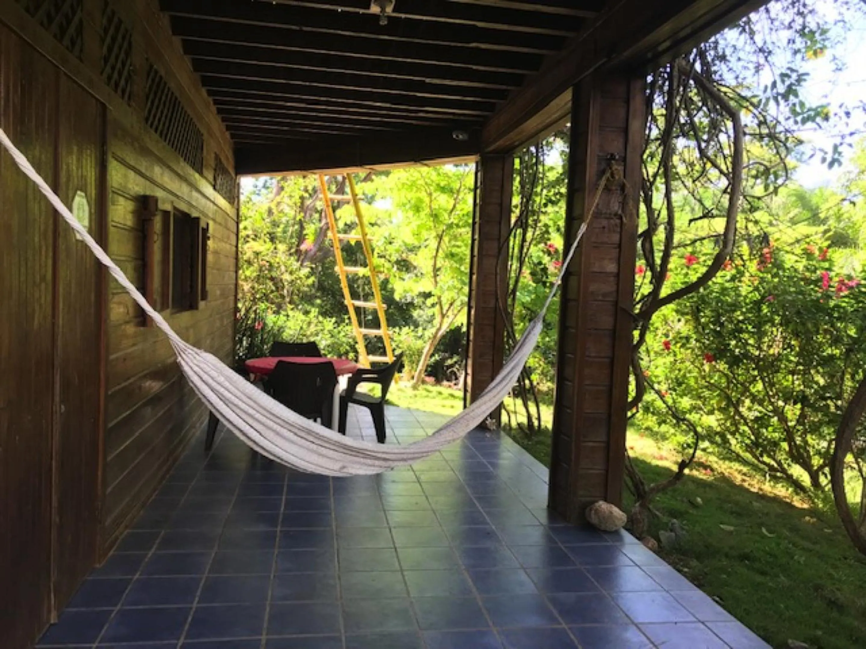 Patio in Roatan Bed & Breakfast Apartments