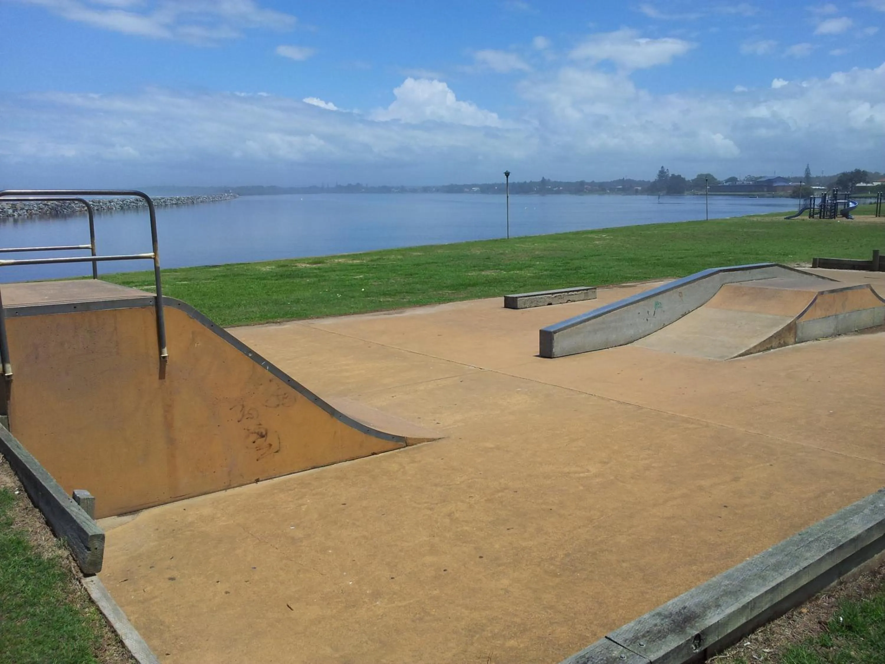 Area and facilities in Harrington Village Motel