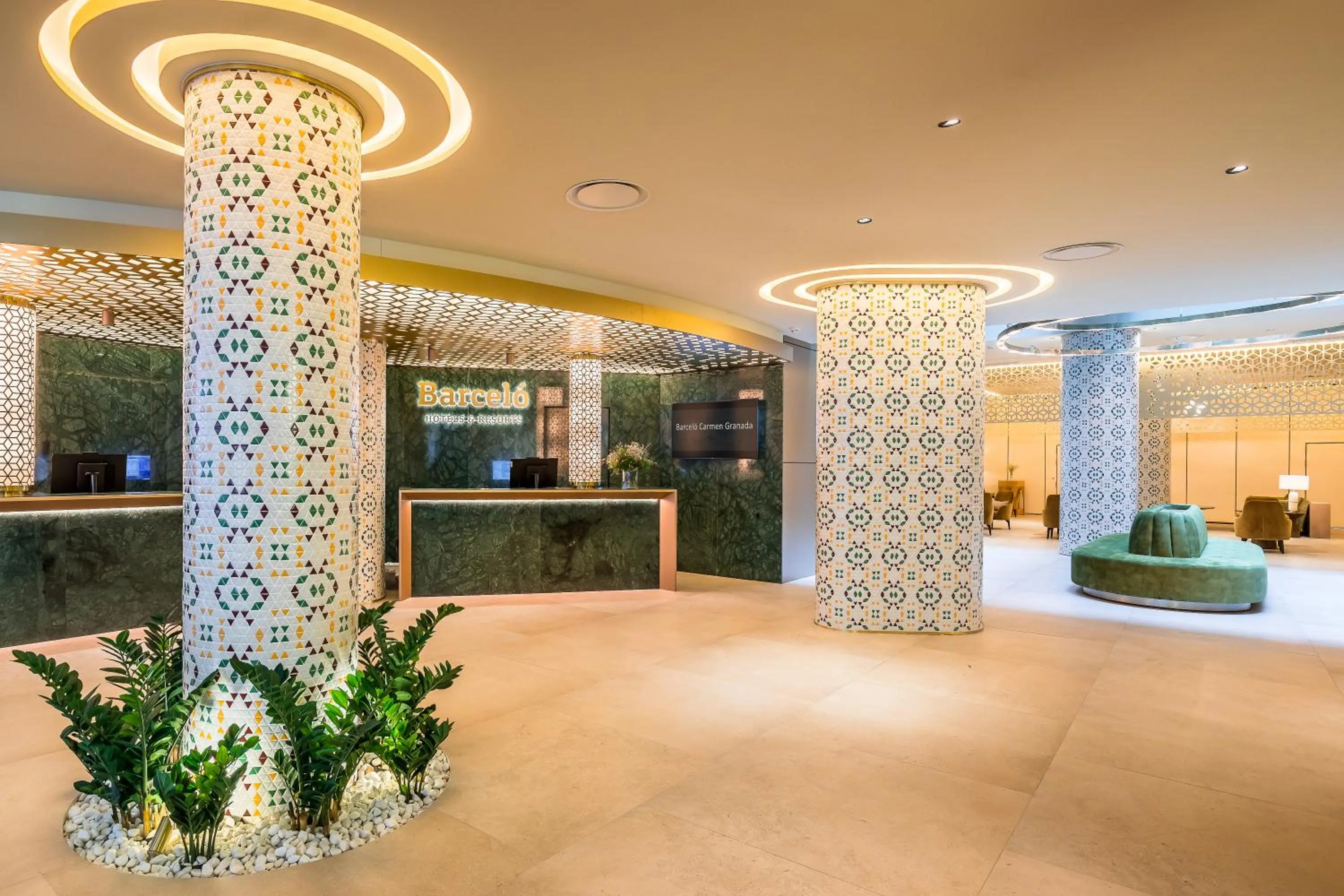 Lobby or reception in Barceló Carmen Granada