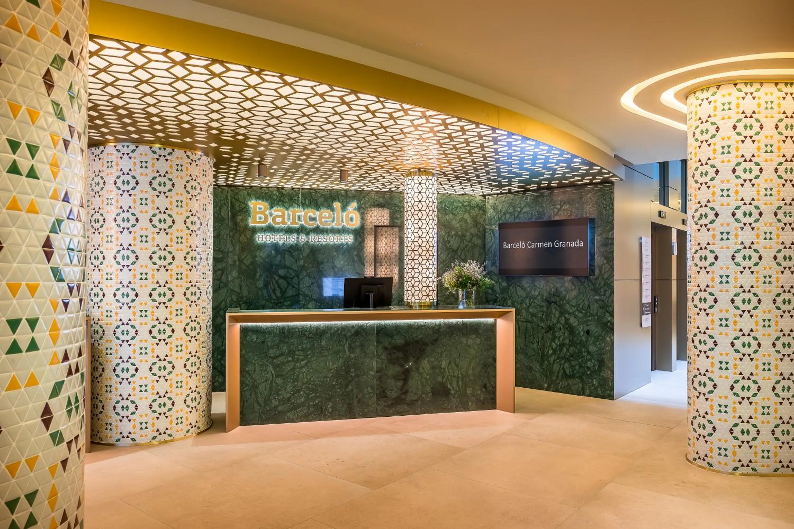 Lobby or reception in Barceló Carmen Granada