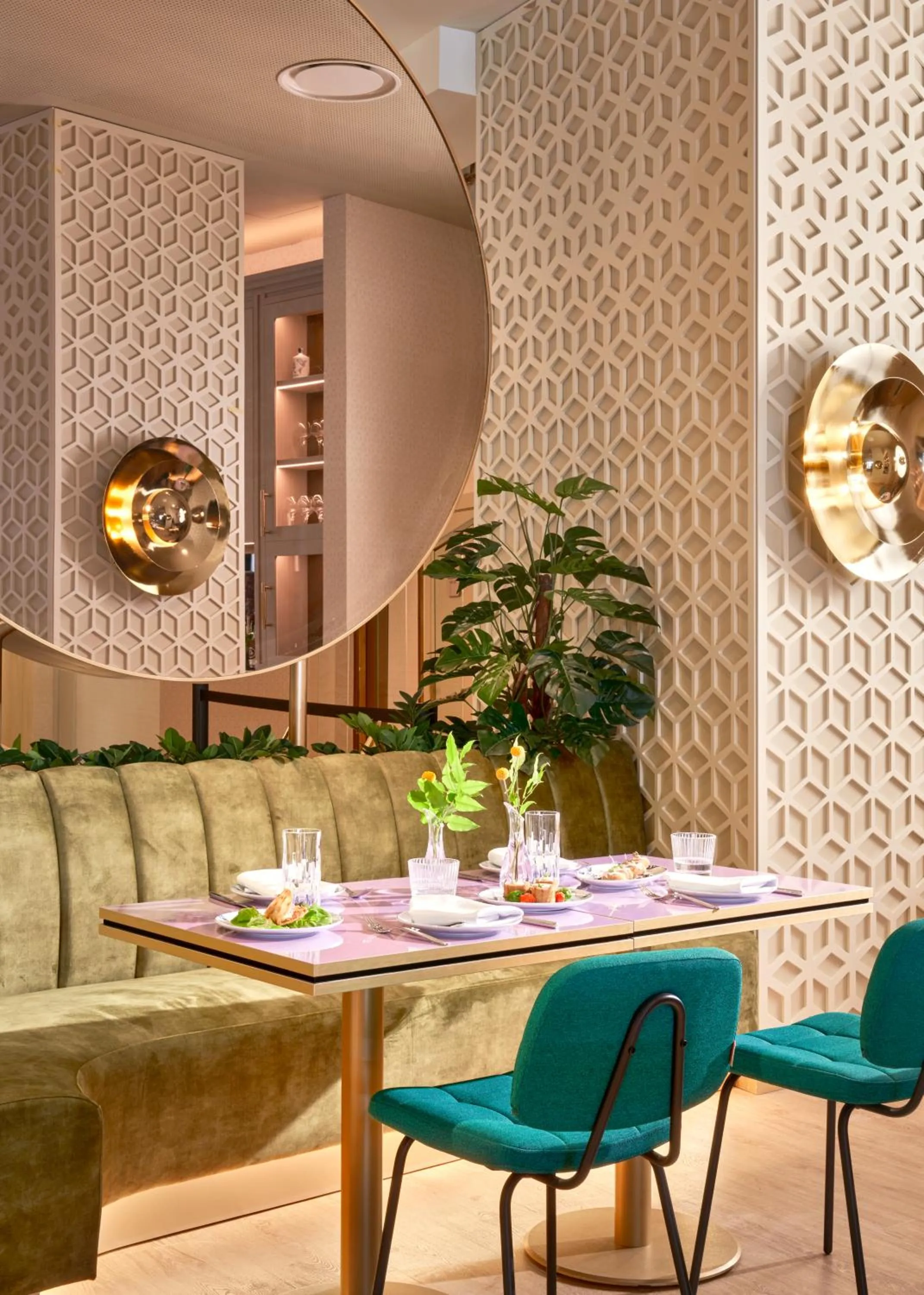 Lounge or bar in Barceló Carmen Granada