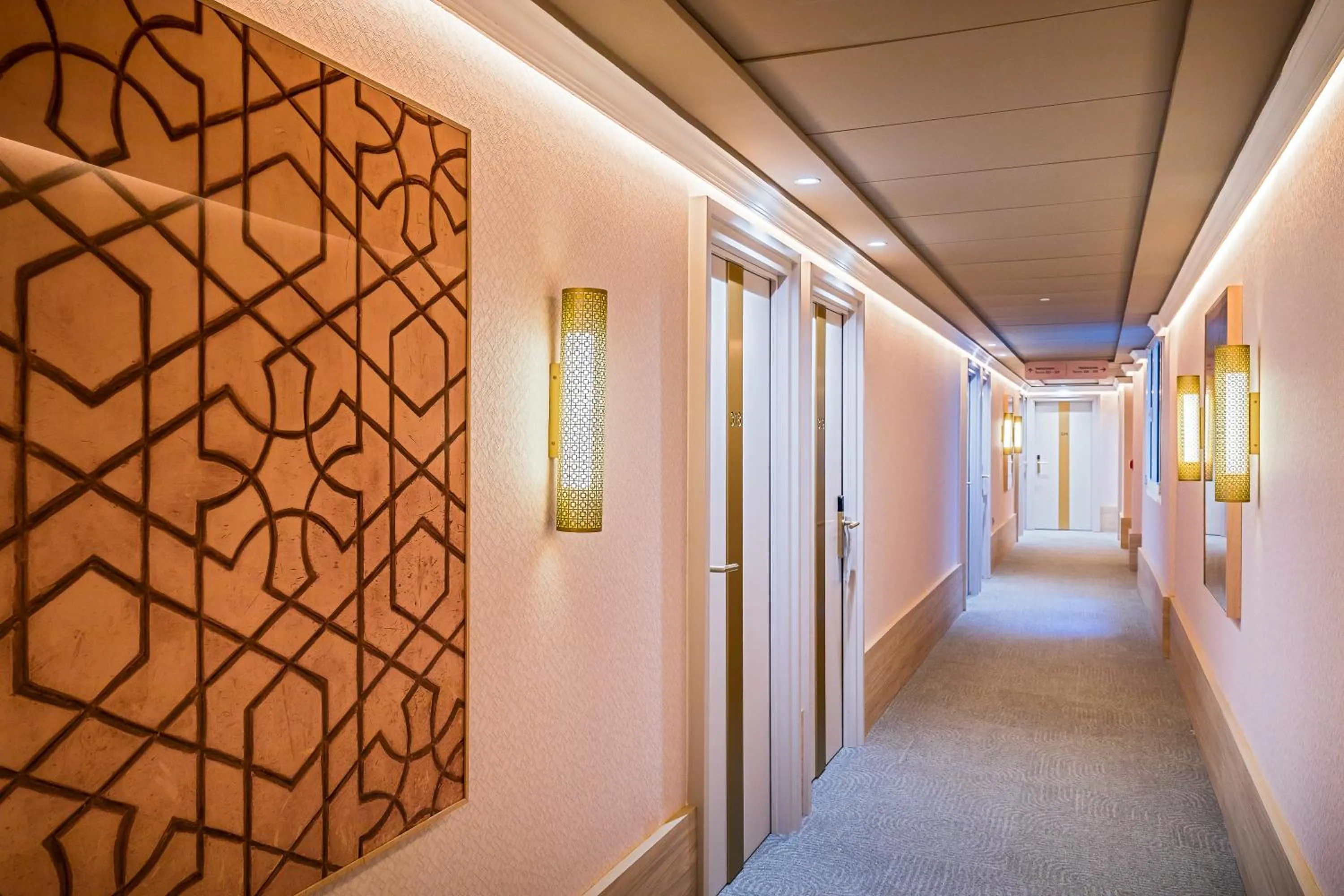 Property building in Barceló Carmen Granada